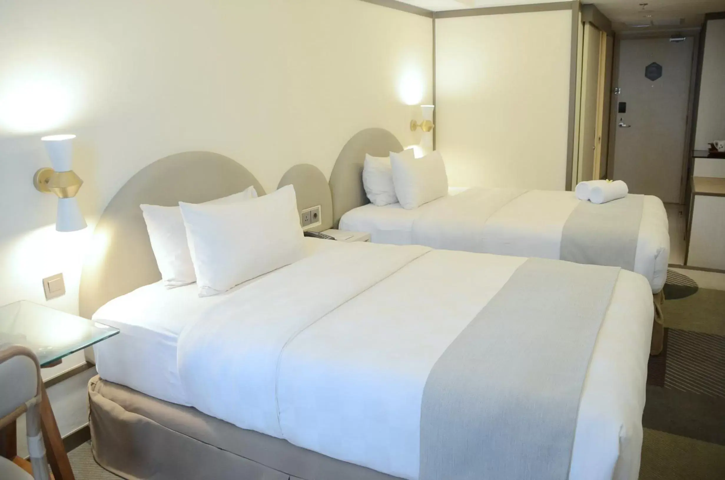 Bed in Louis Kienne Hotel Pemuda