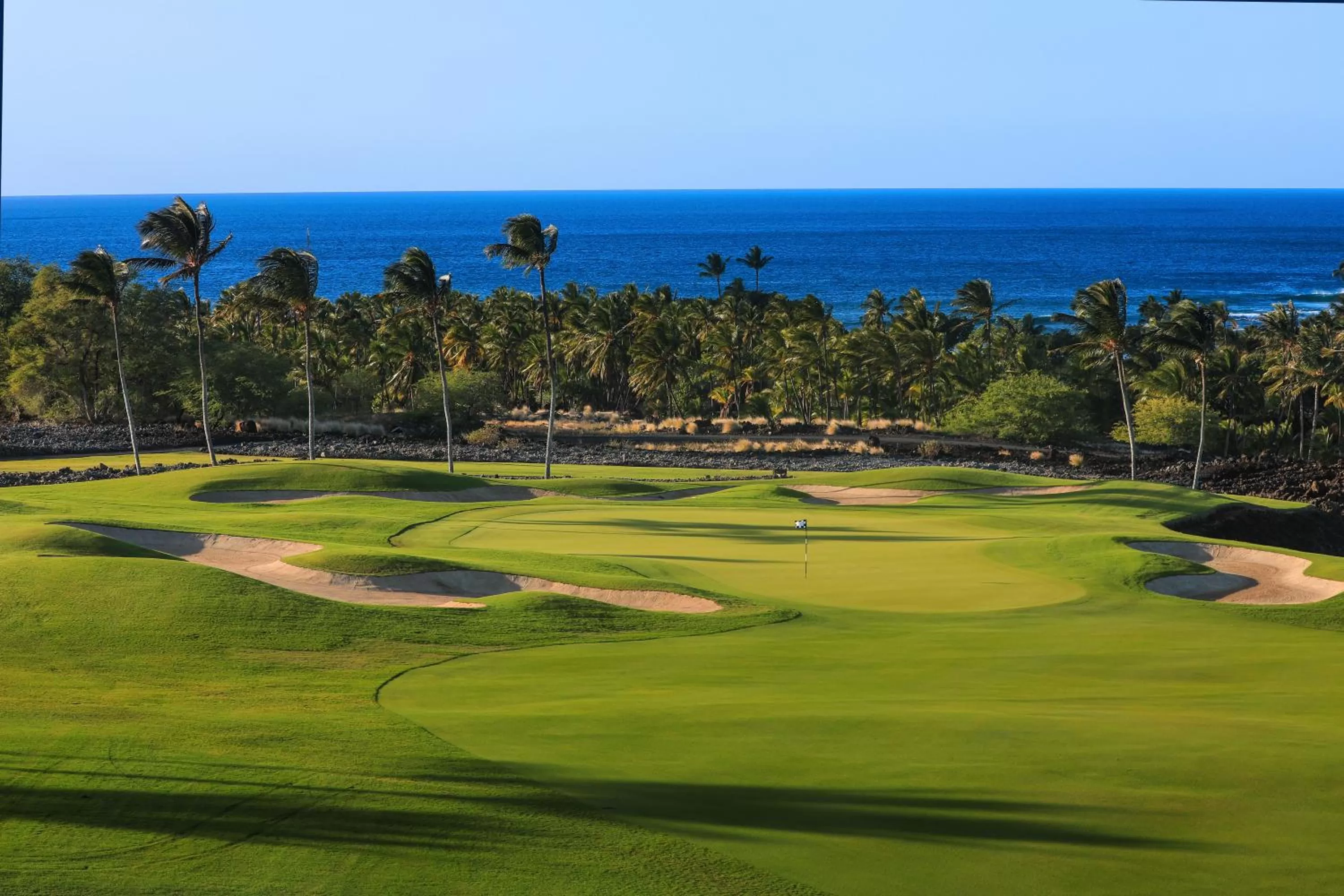 Golfcourse in Mauna Lani, Auberge Collection