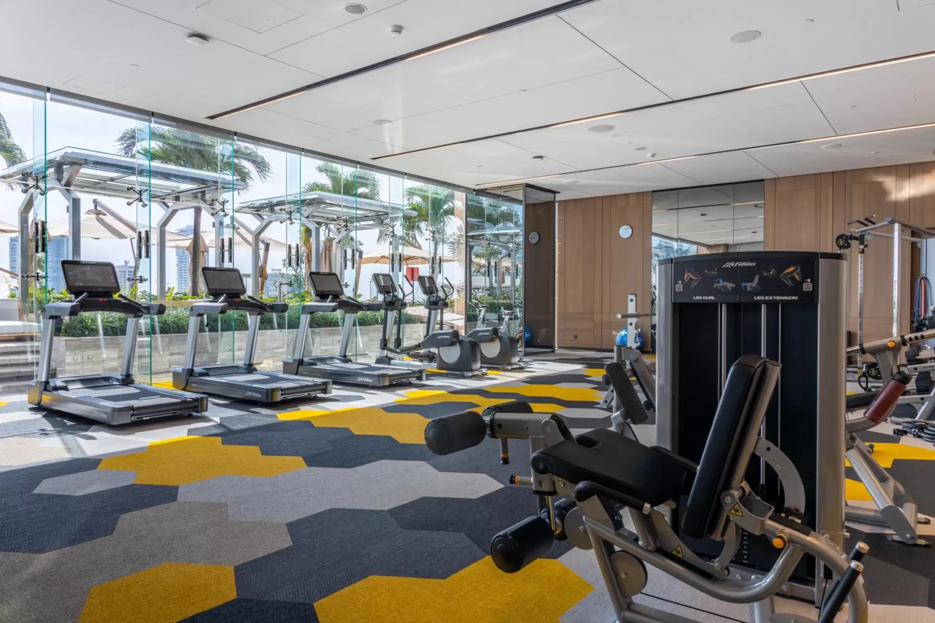 Fitness centre/facilities, Fitness Center/Facilities in Courtyard by Marriott Colombo