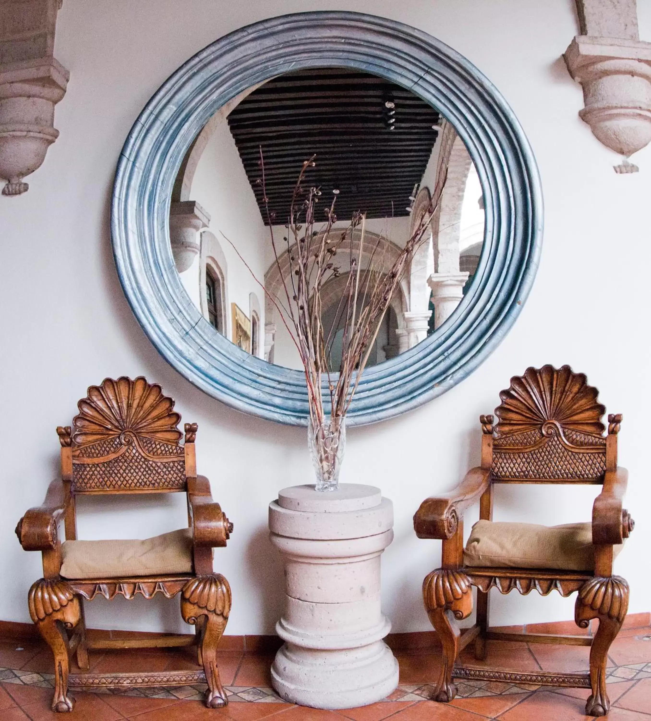 Seating Area in Hotel Herencia By Hosting House