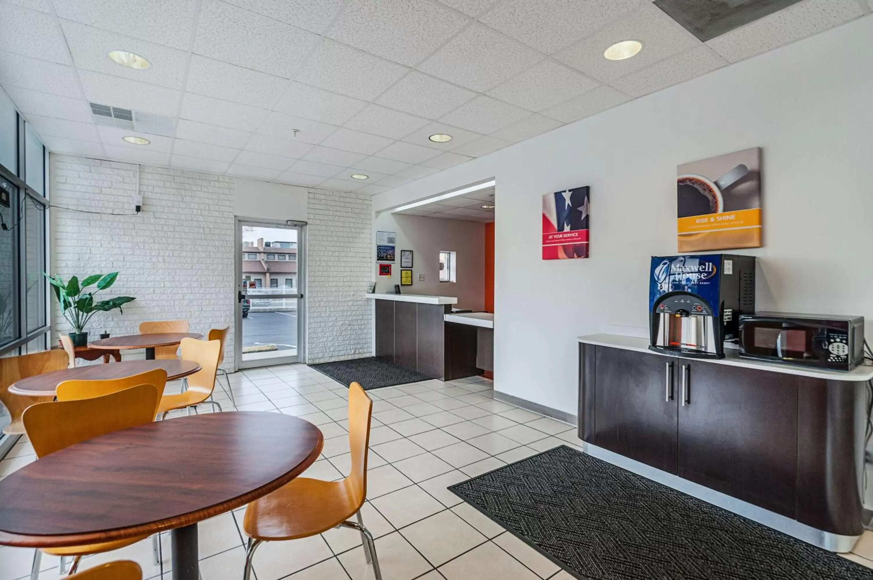 Lobby or reception, Lobby/Reception in Motel 6-Winchester, VA