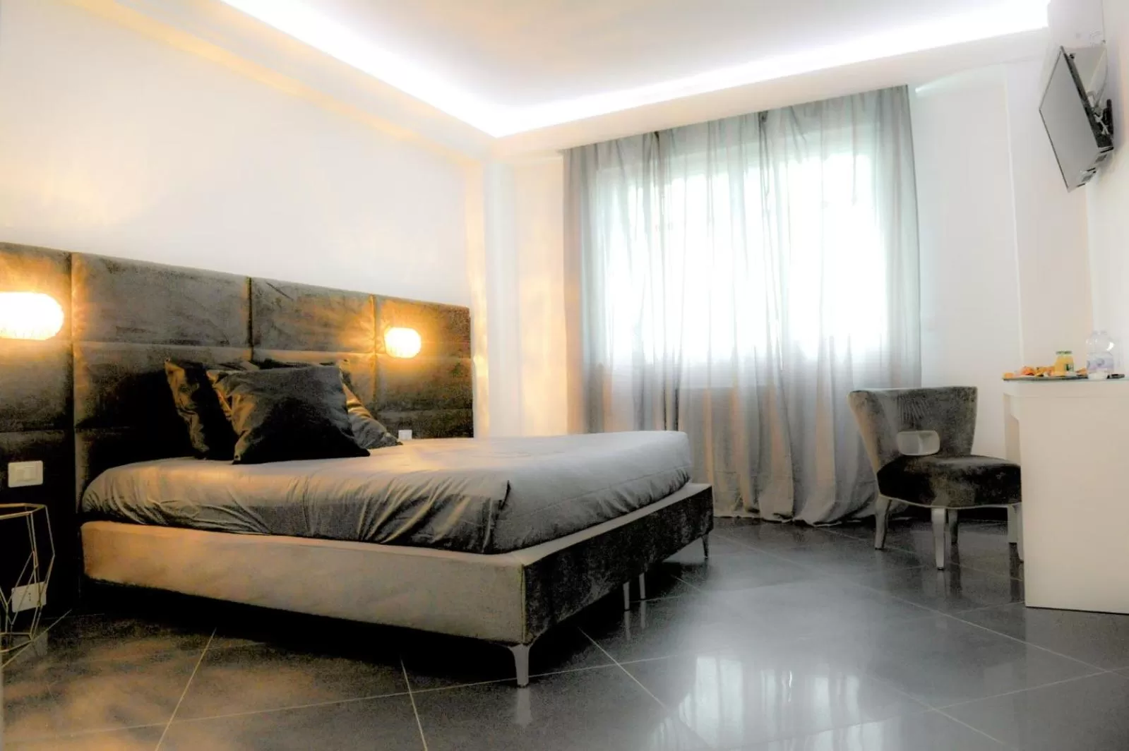 Photo of the whole room, Bed in AIRPORT BARi DELUXE