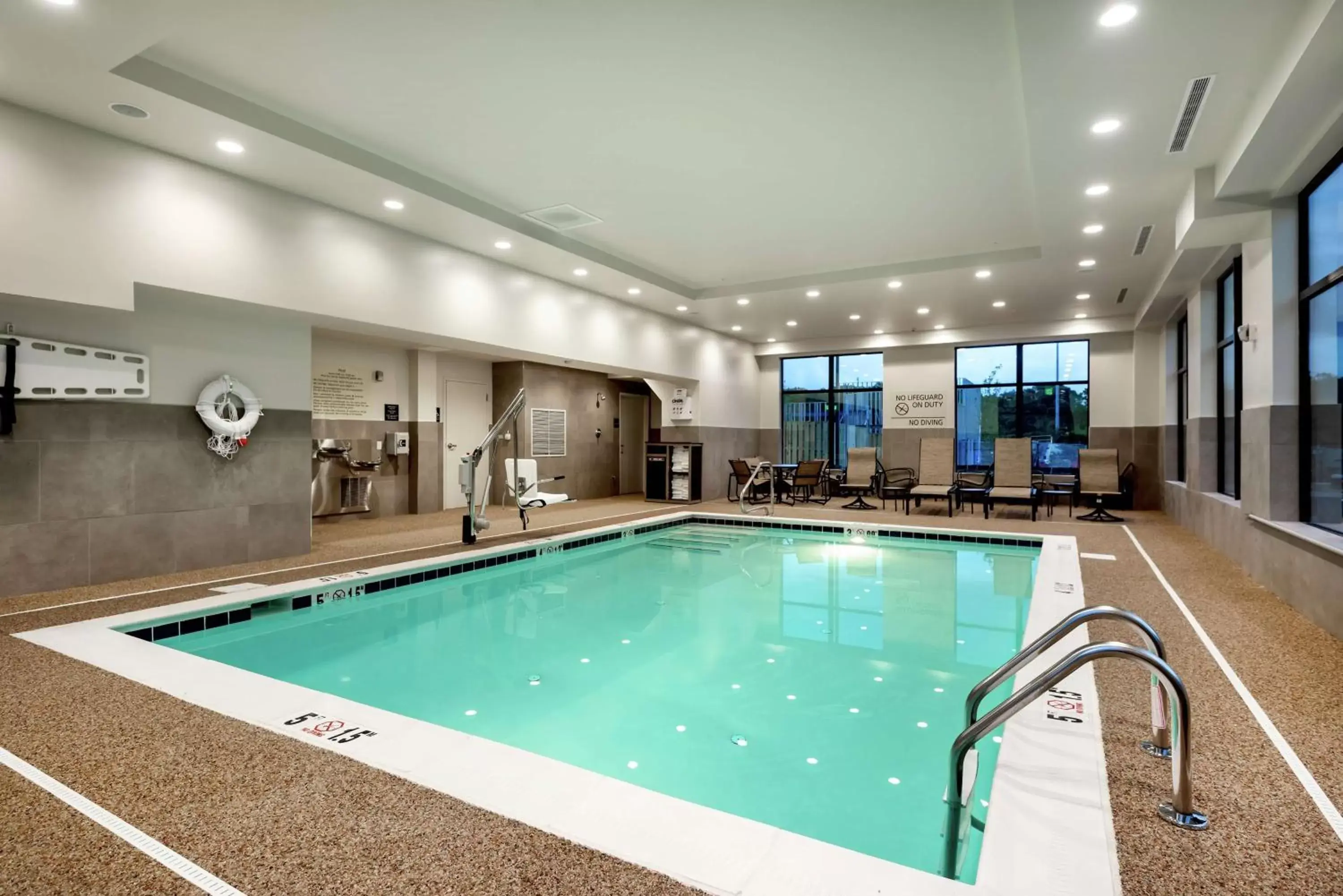 Pool view, Swimming Pool in Hampton Inn Baltimore Bayview Campus