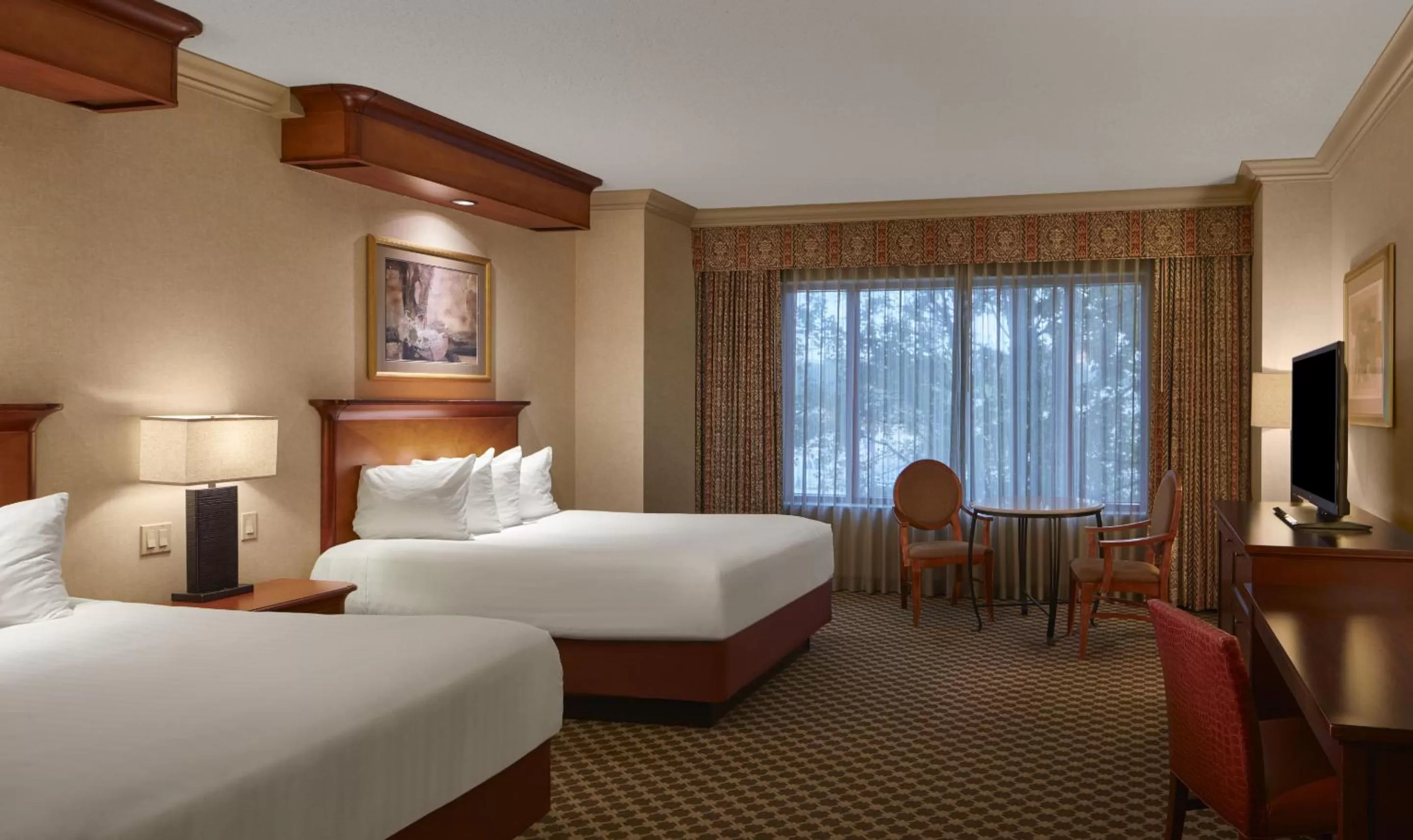 Deluxe 2 Queens Non-Smoking	 in Harrah's Joliet, A Caesars Destination