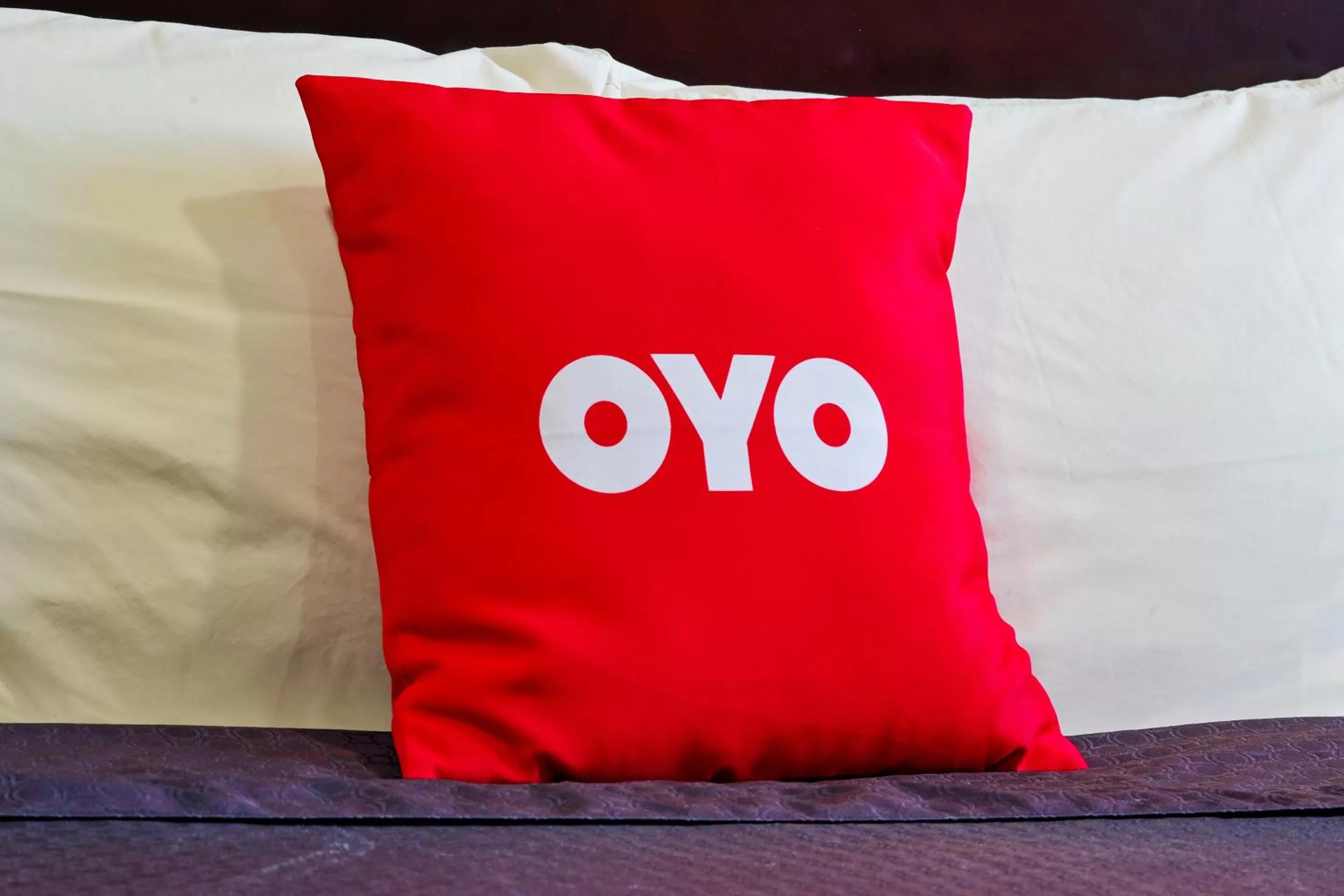 Logo/Certificate/Sign in OYO Hotel Waldron AR - Hwy 71