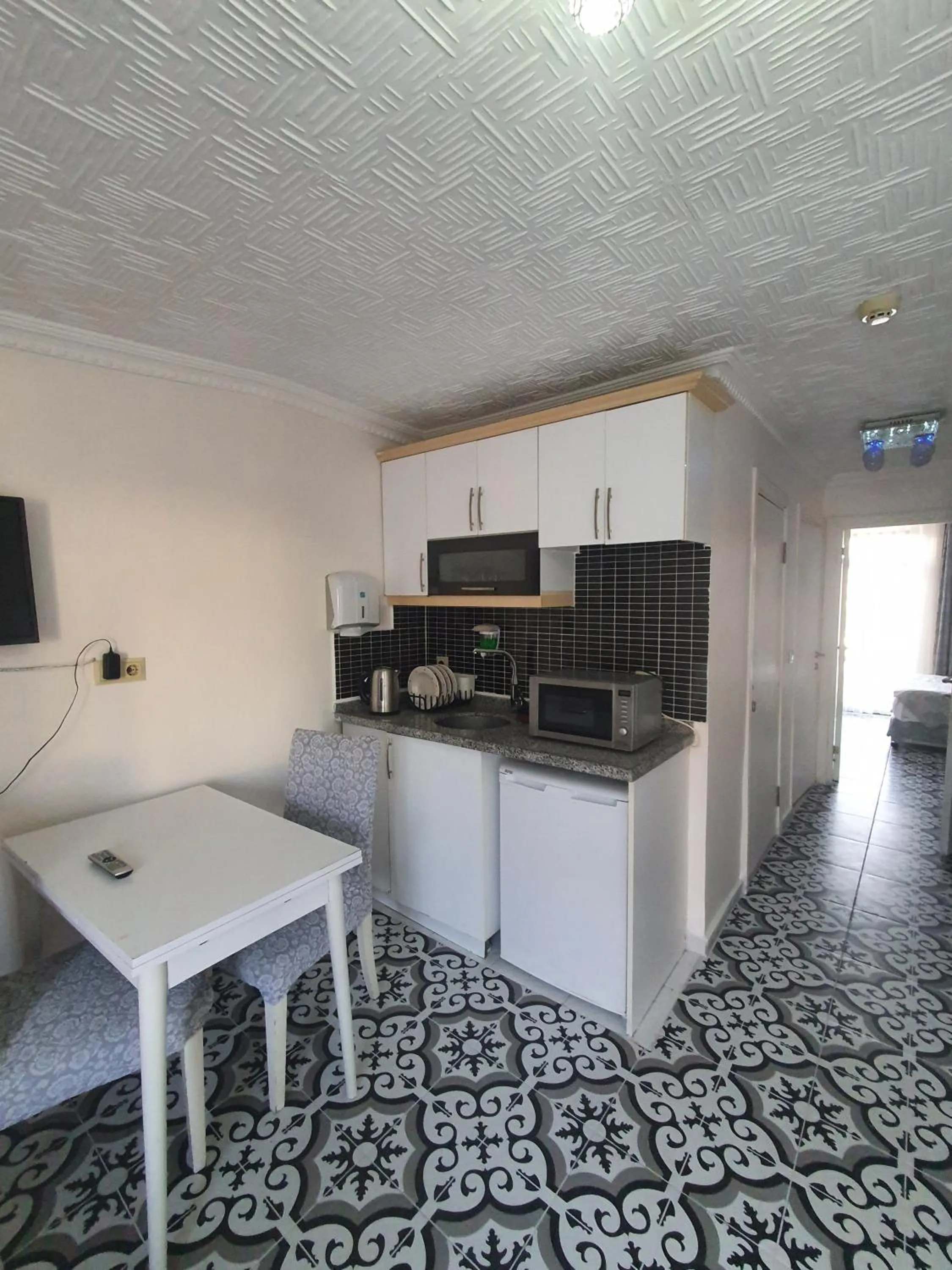 Coffee/tea facilities in Lemon Residence