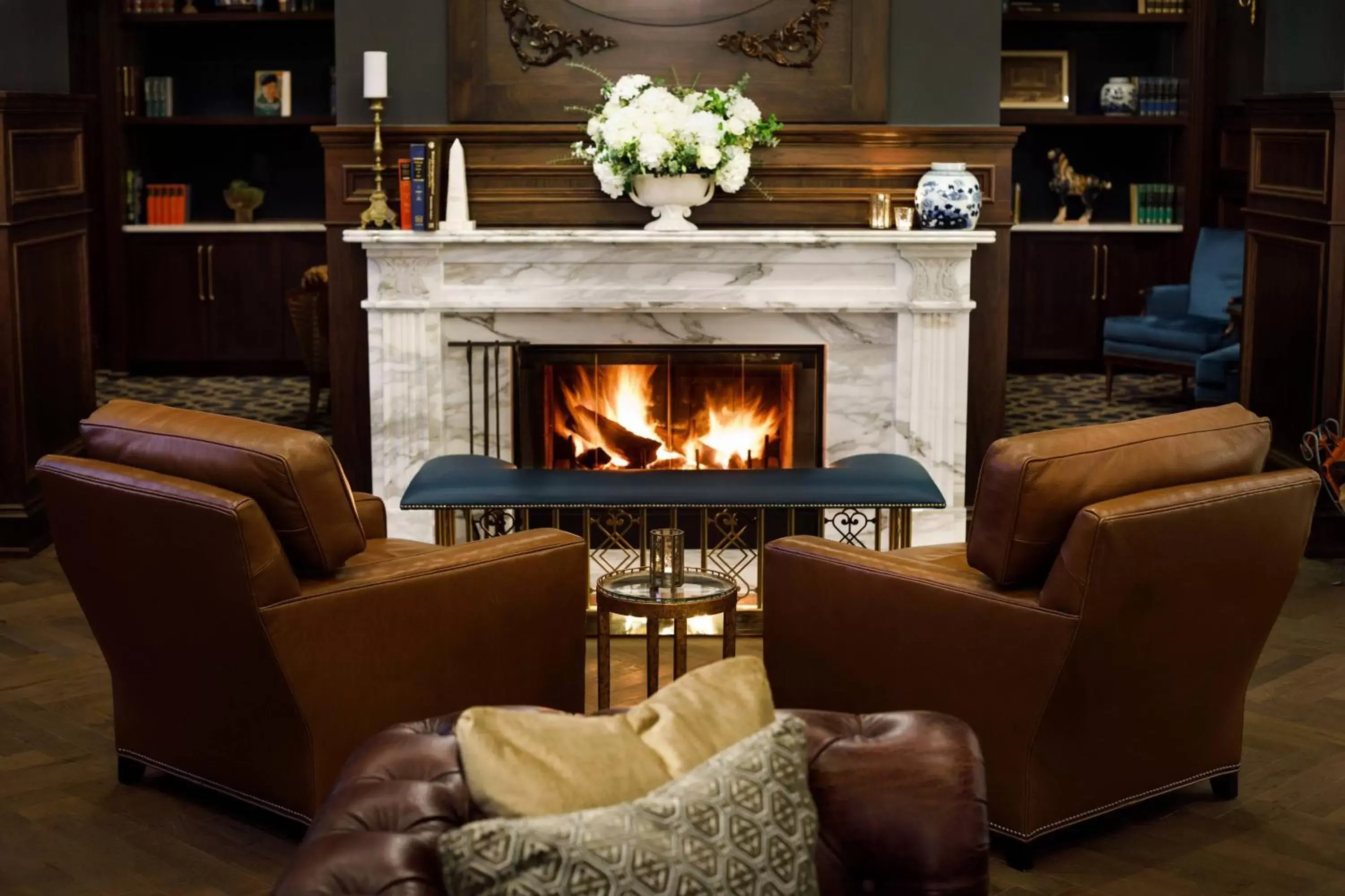 Lounge or bar, Seating Area in Hotel Carmichael, Autograph Collection
