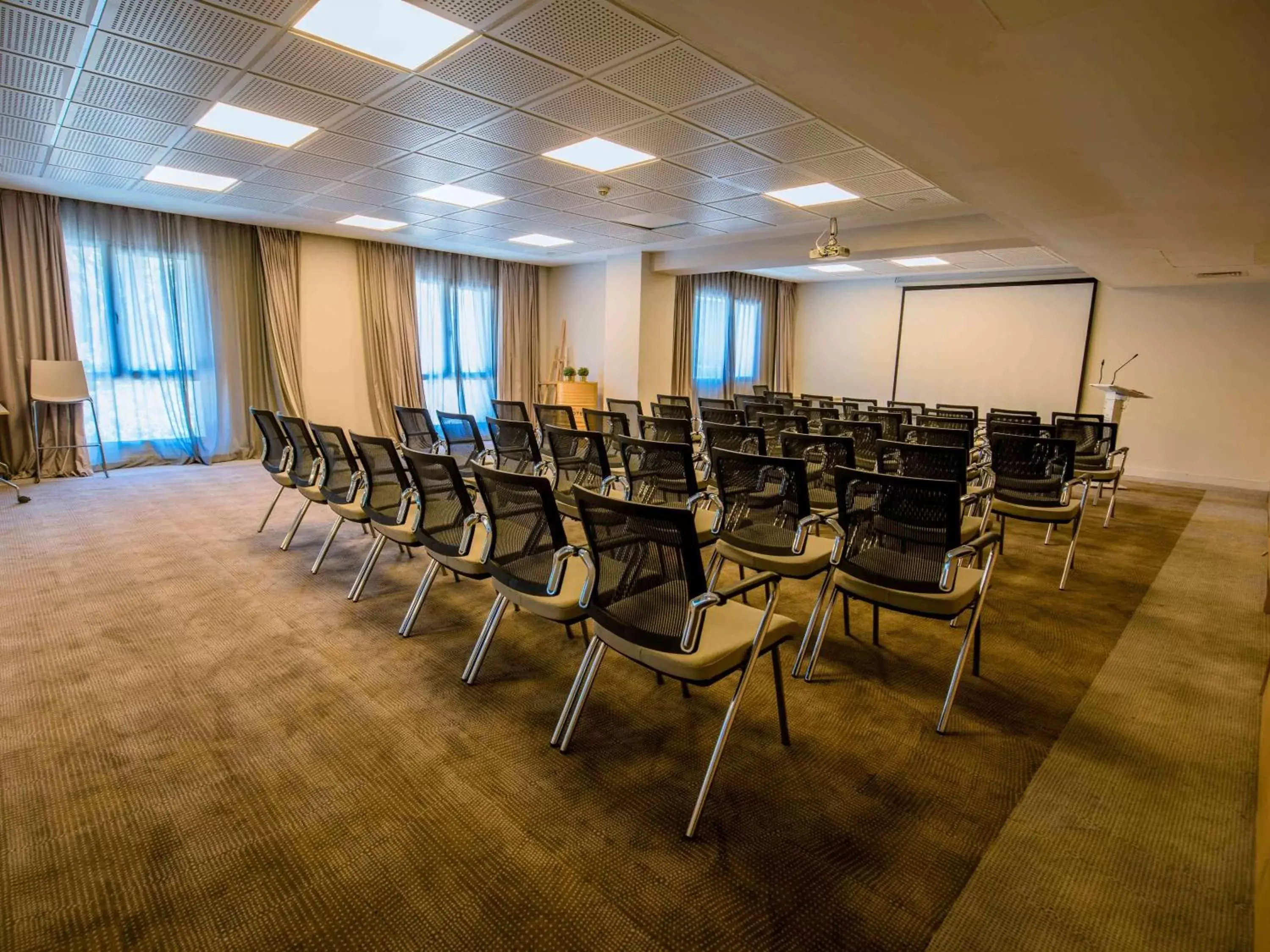 Business facilities in Novotel Mohammedia