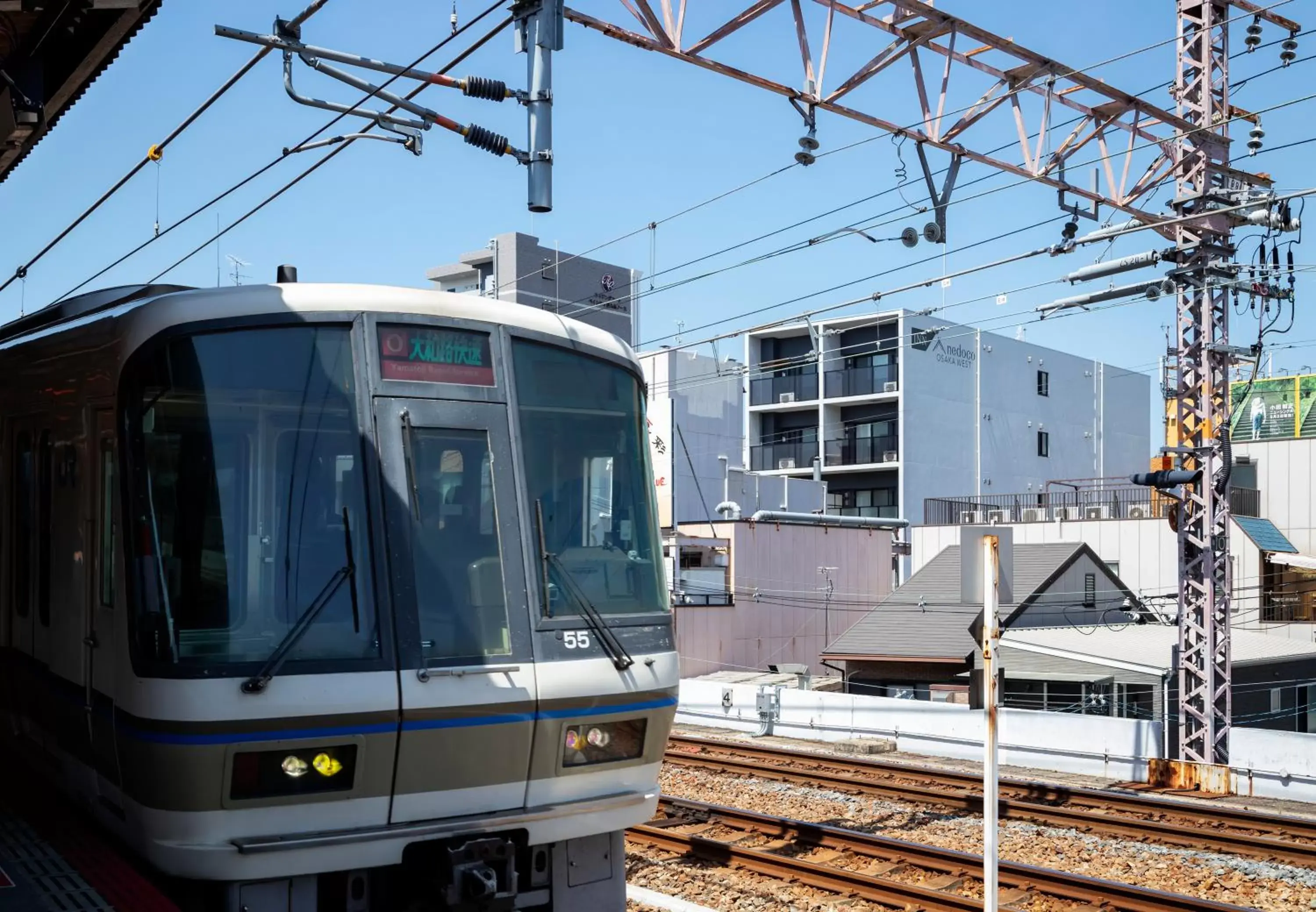 Area and facilities in nedoco Osaka West