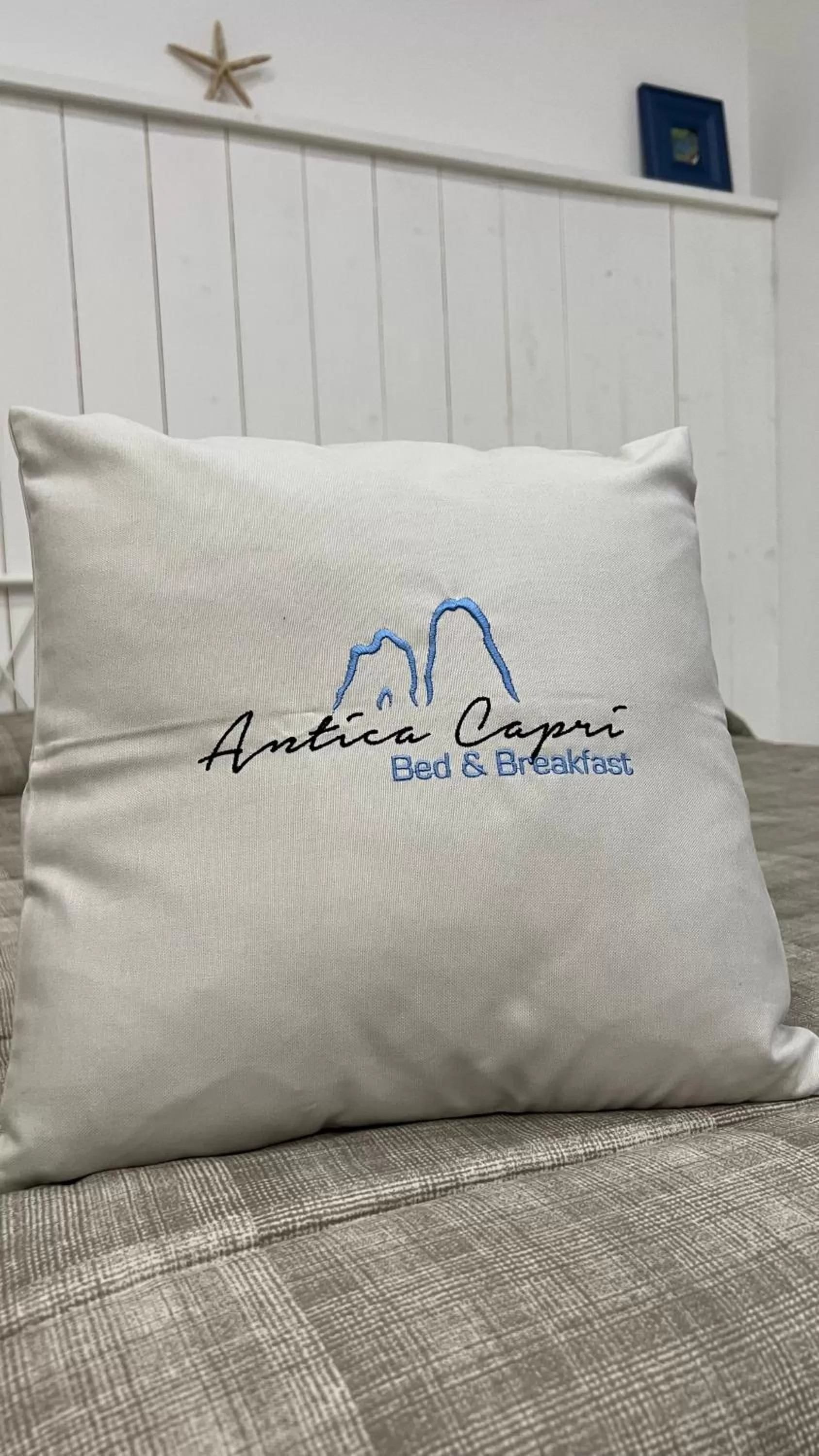 Bedroom, Bed in Antica Capri