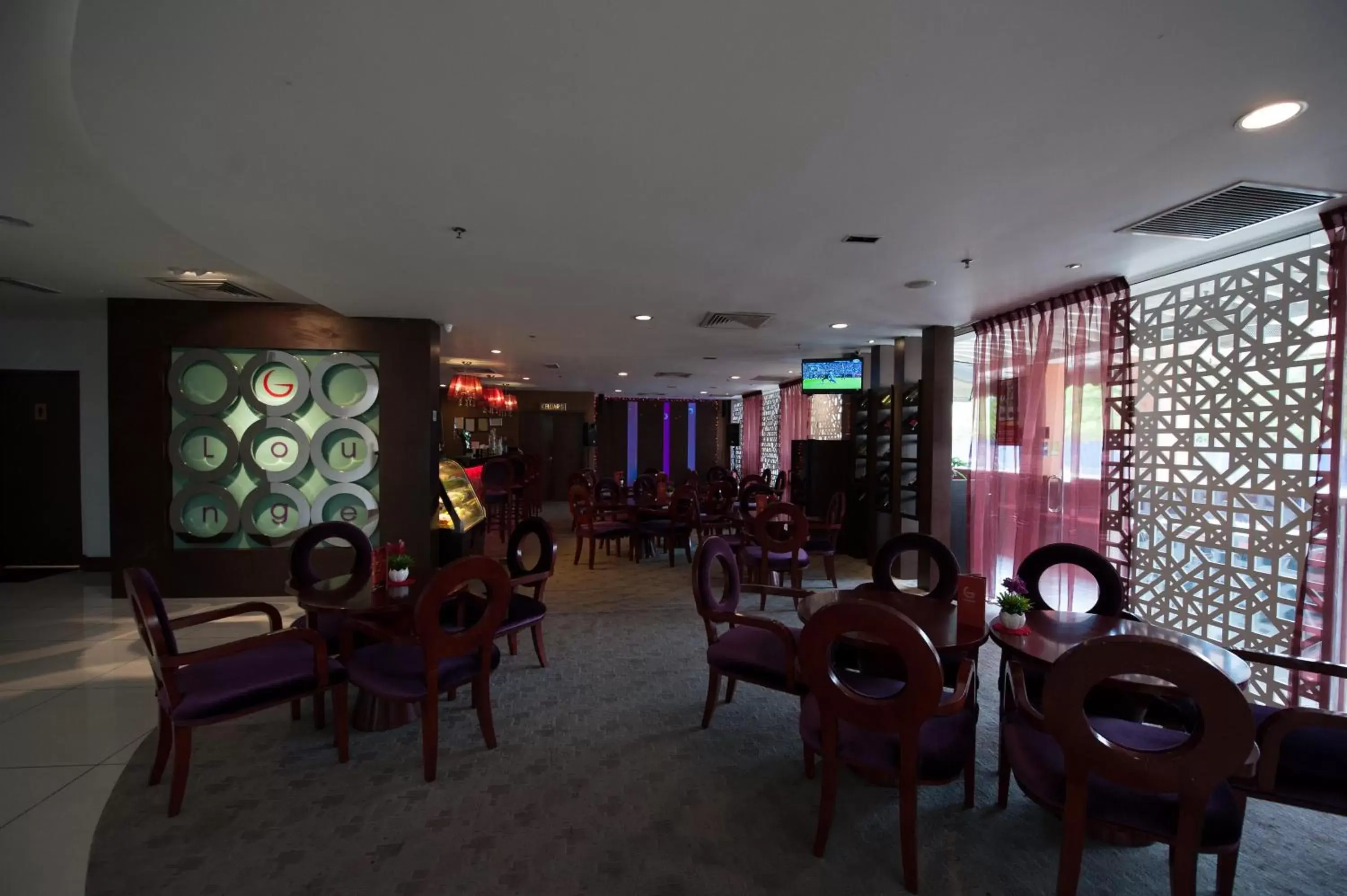 Lounge or bar, Restaurant/Places to Eat in Gaya Centre Hotel