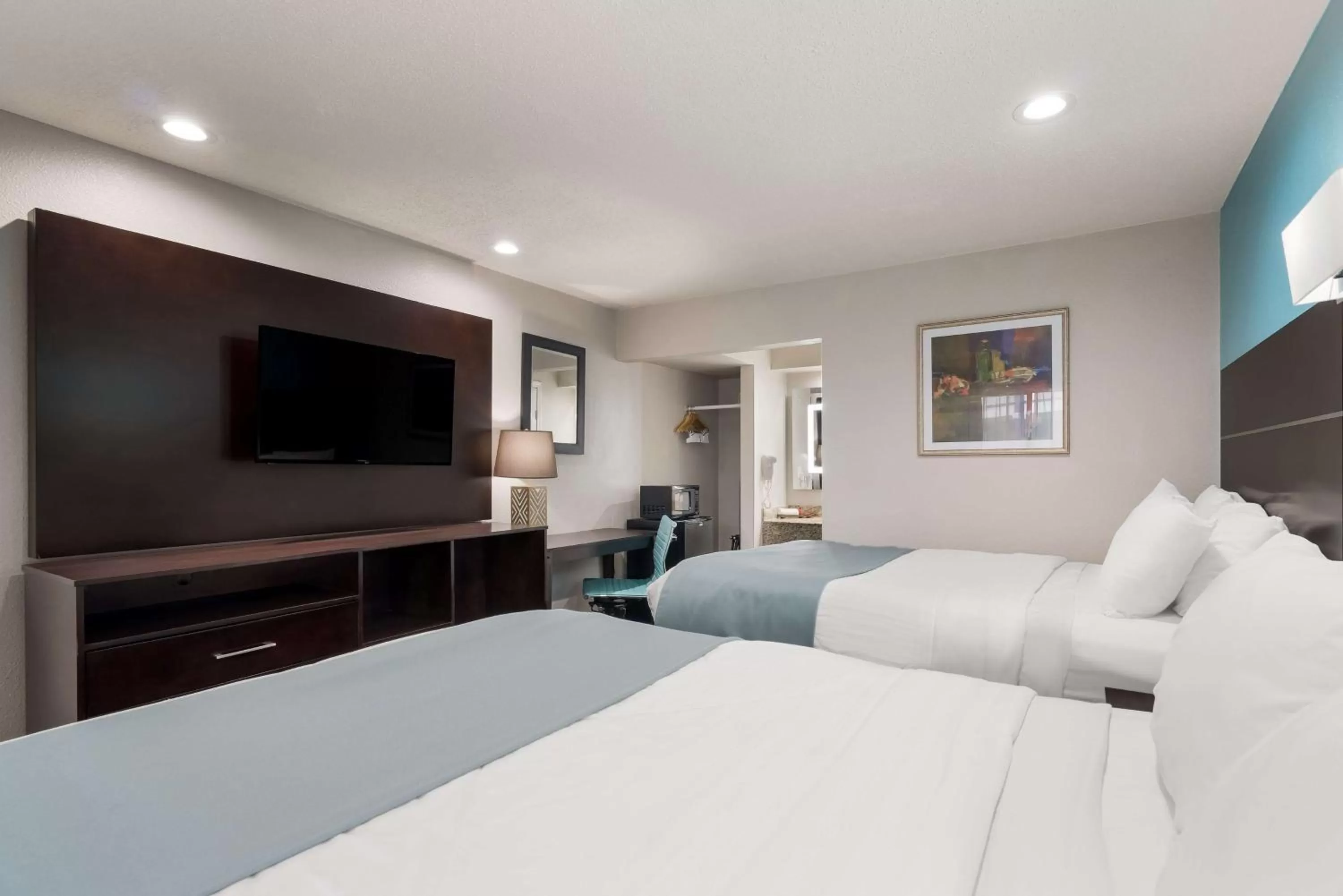 Bedroom, Bed in Laredo Hotel Inn