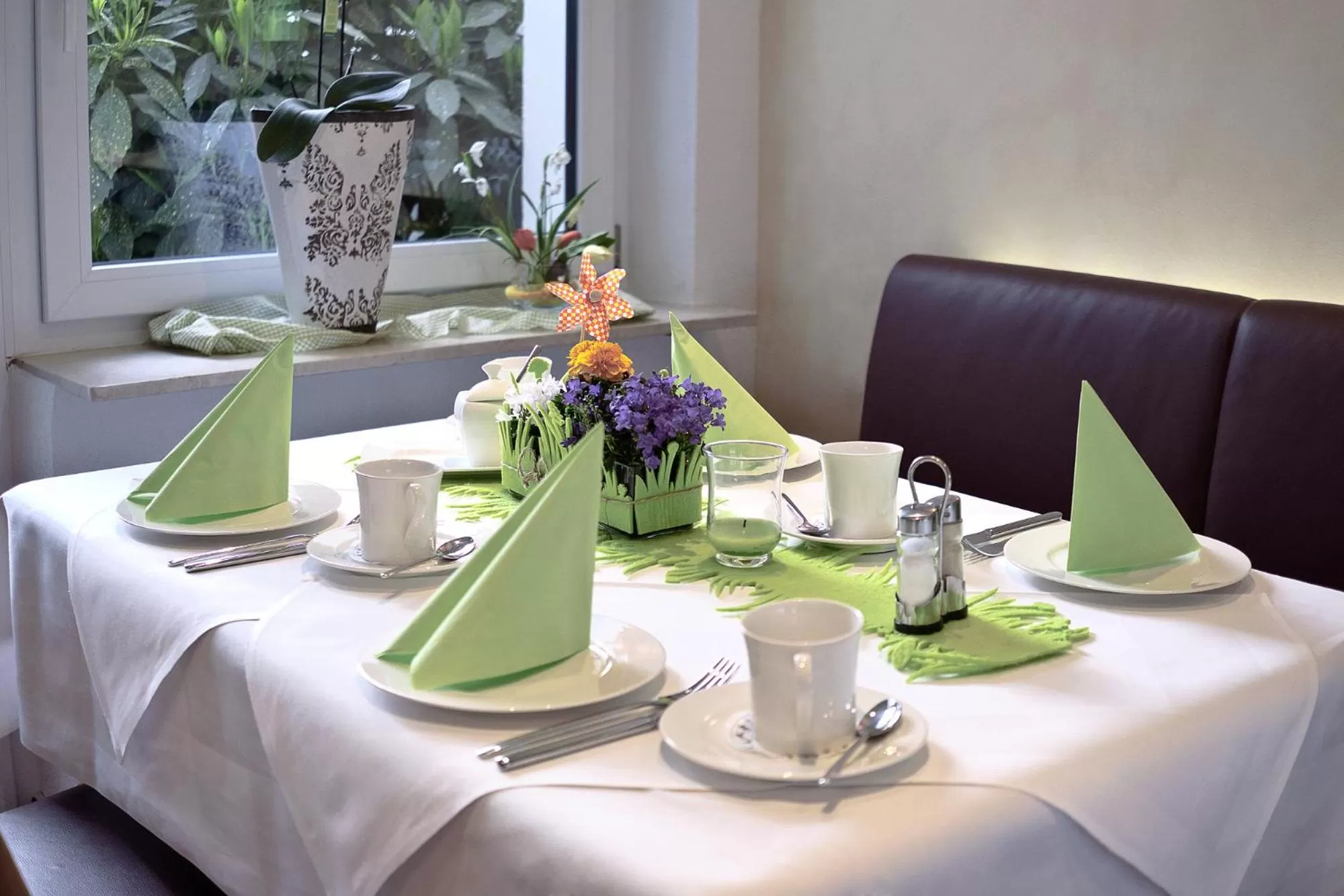 Decorative detail in Hotel Elysee