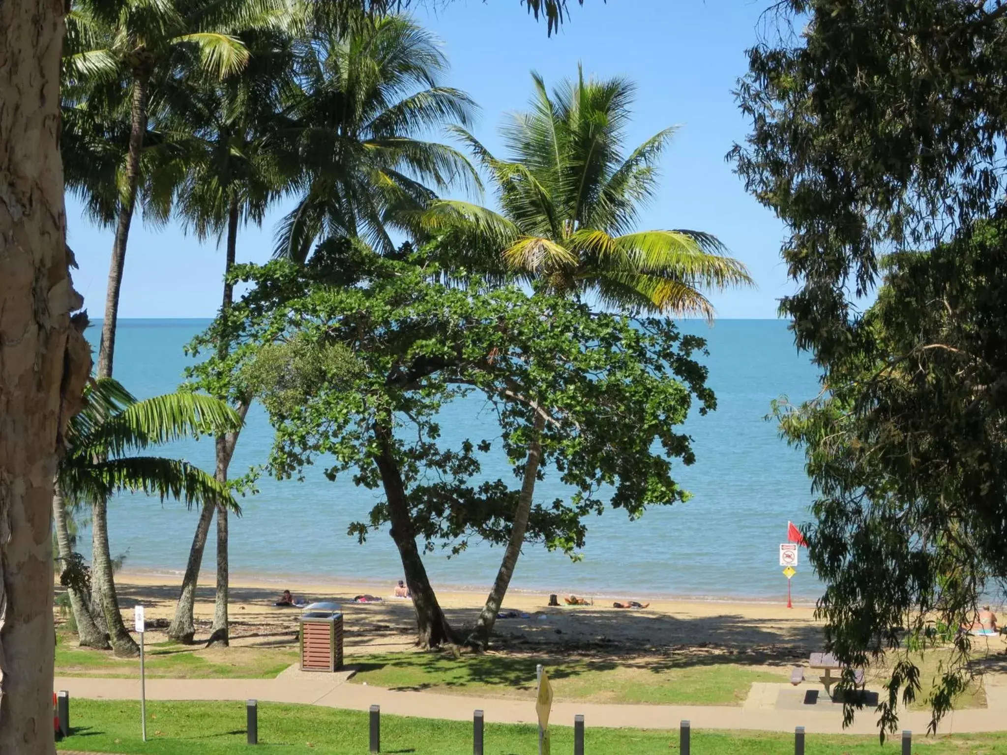 Sea view, Beach in Marlin Waters Beachfront Apartments