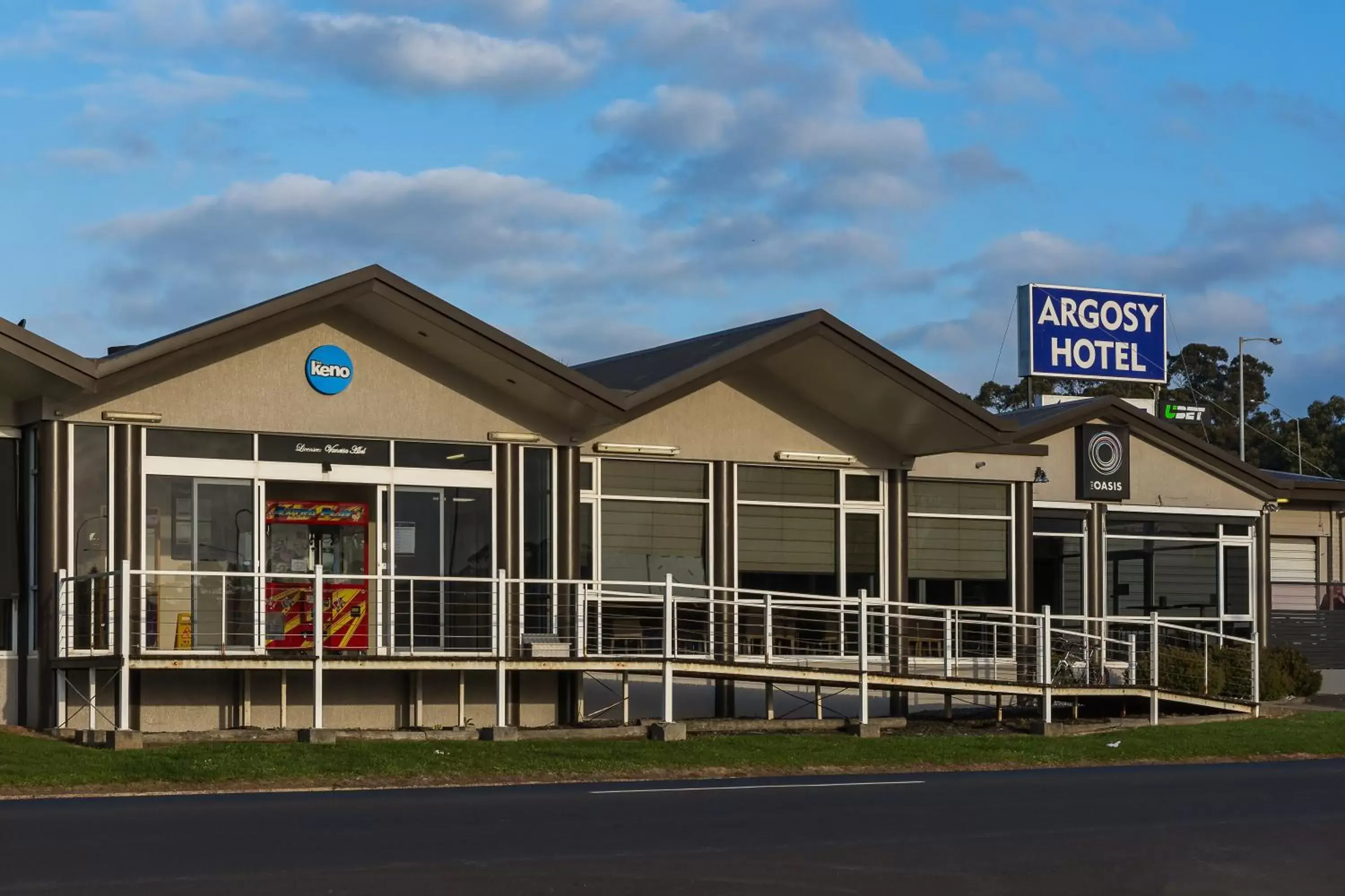 Property building in Argosy Motor Inn Property building in Argosy Motor Inn