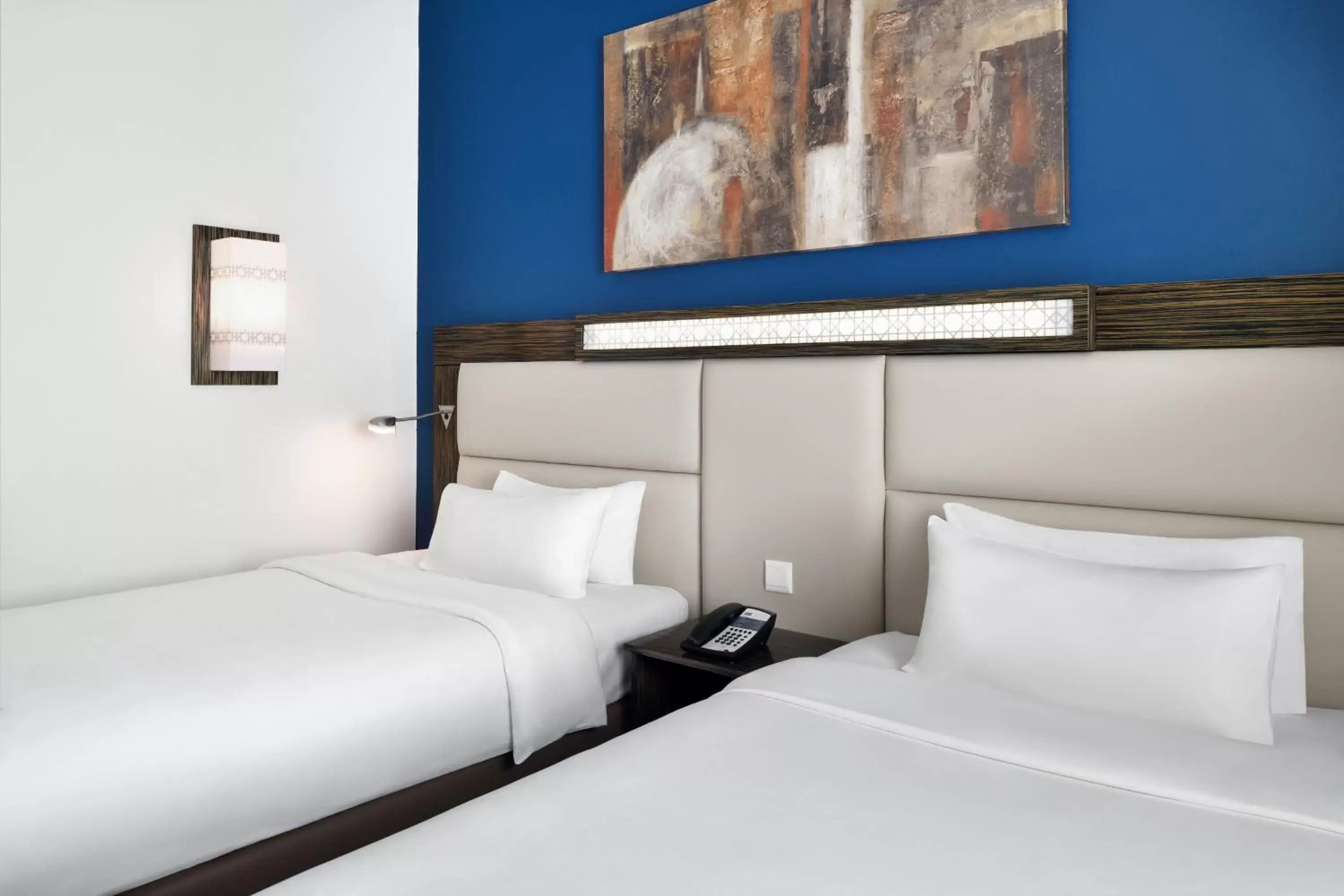 Bedroom, Bed in Holiday Inn Express Dubai Safa Park by IHG Bedroom, Bed in Holiday Inn Express Dubai Safa Park by IHG