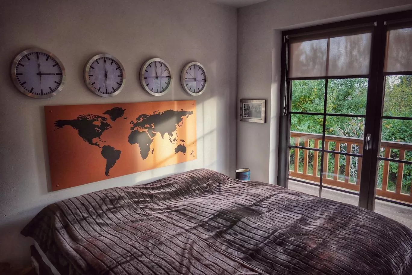 Bedroom, Bed in Road Stop Mettmann