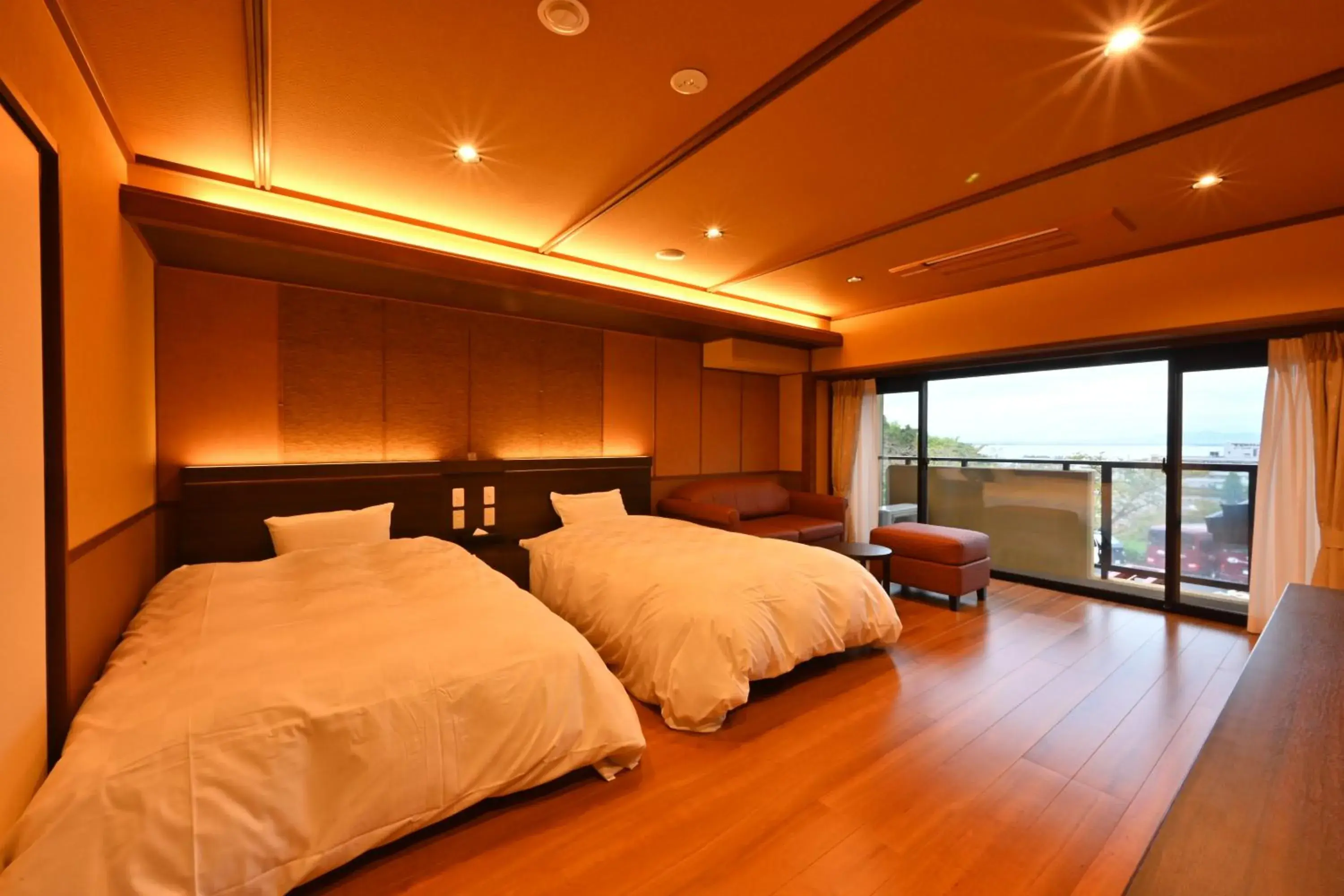 Twin Room in Biwako Hanakaido