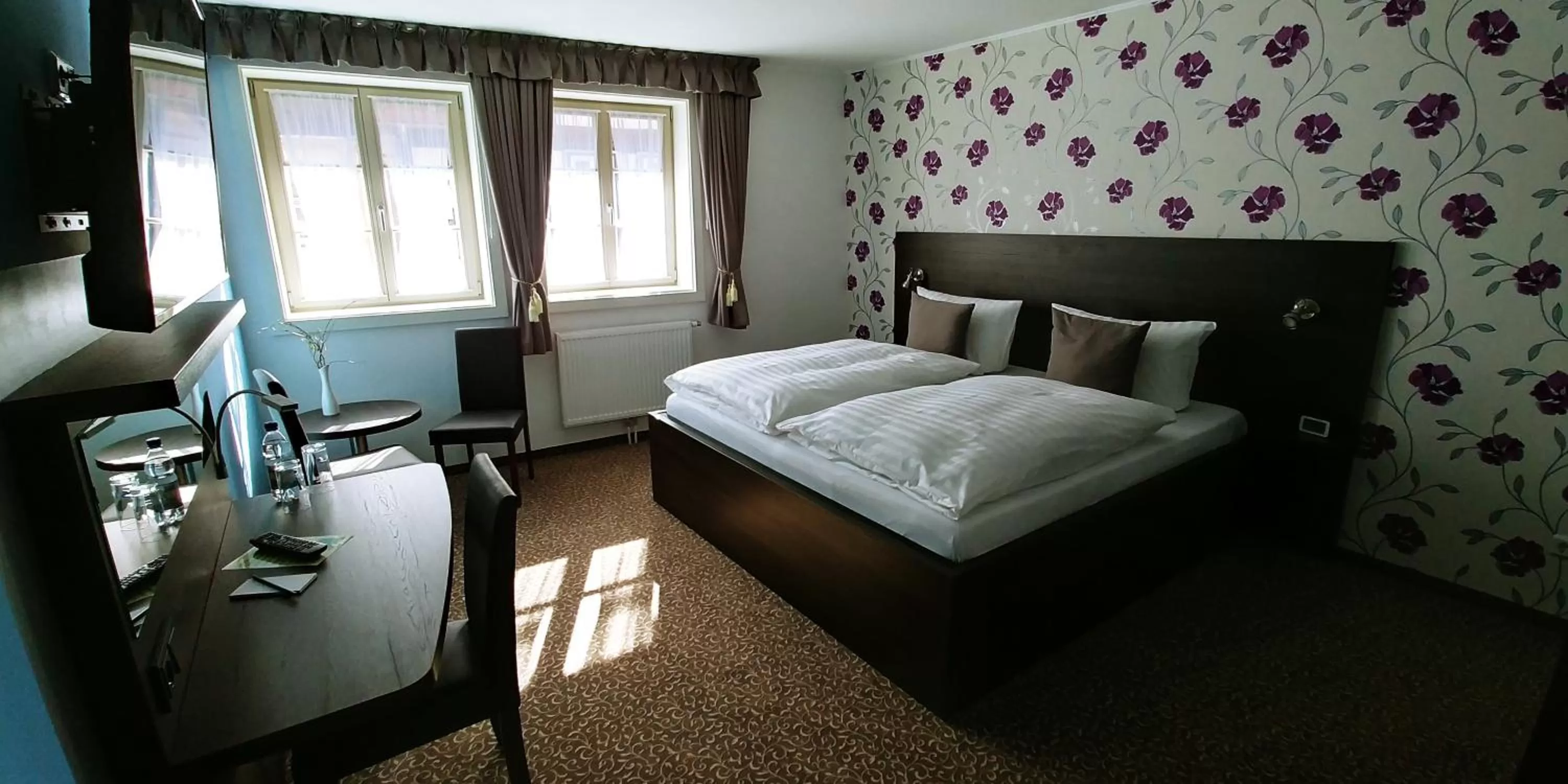 Photo of the whole room, Bed in Hotel Alte Brennerei
