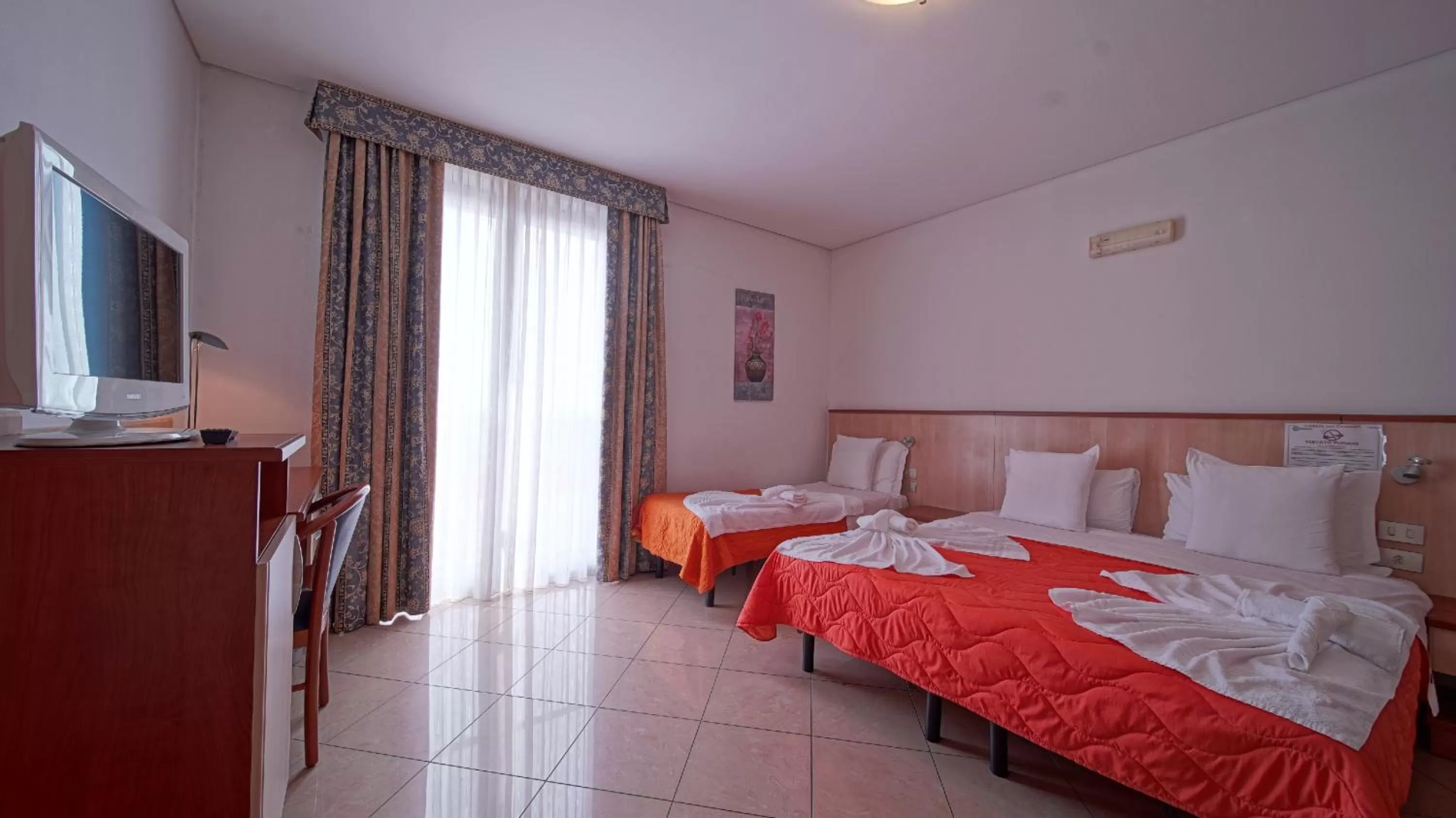 Bed in Hotel Nuovo Sole HNS