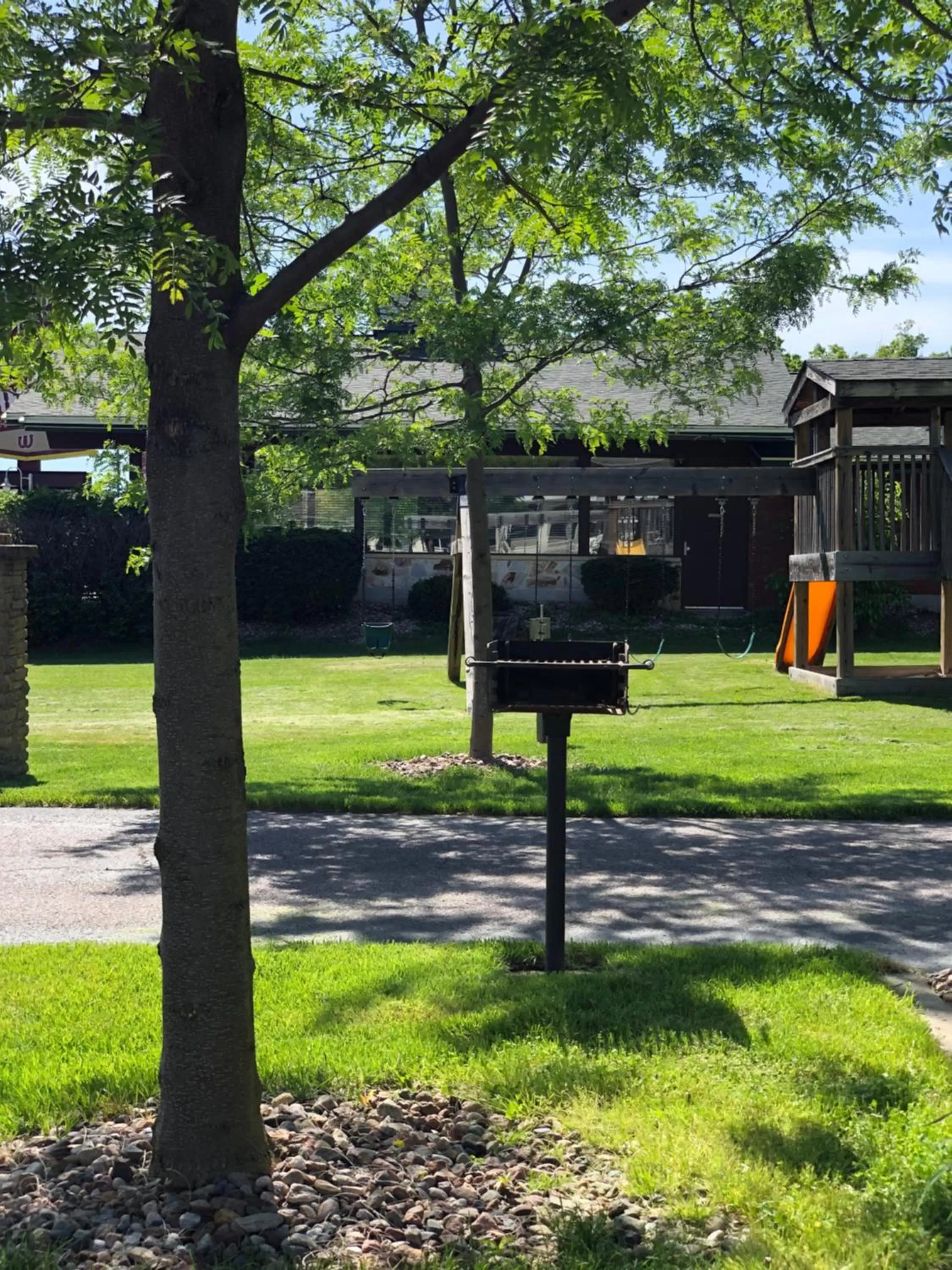 BBQ facilities in Amber's Inn and Suites