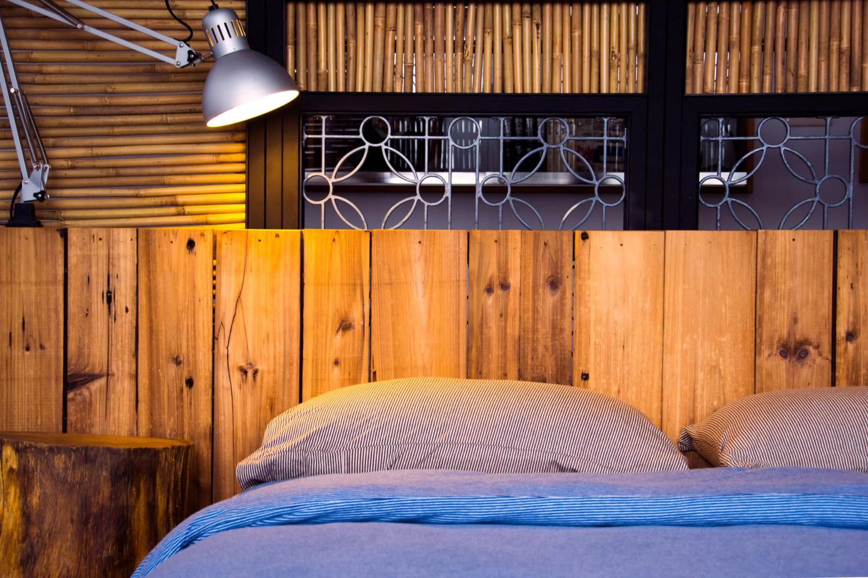 bunk bed, Bed in Alley X Tainan