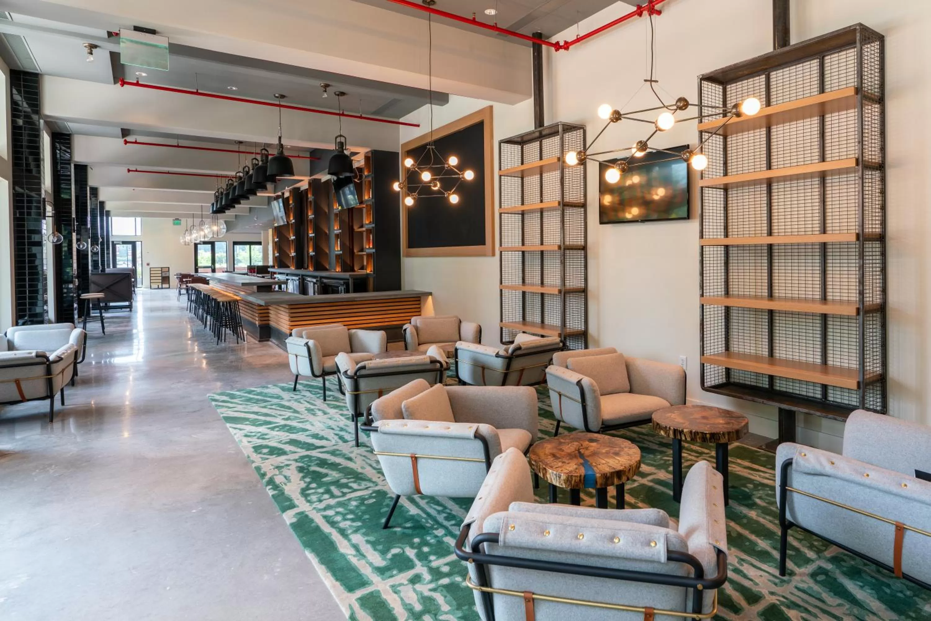 Lounge or bar in Hotel Indigo Tallahassee - Collegetown by IHG