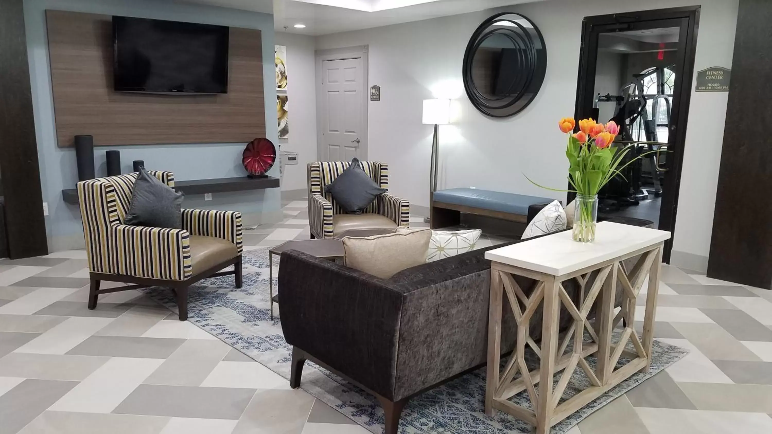 Communal lounge/ TV room, Lobby/Reception in Best Western Plus Heritage Inn Houston