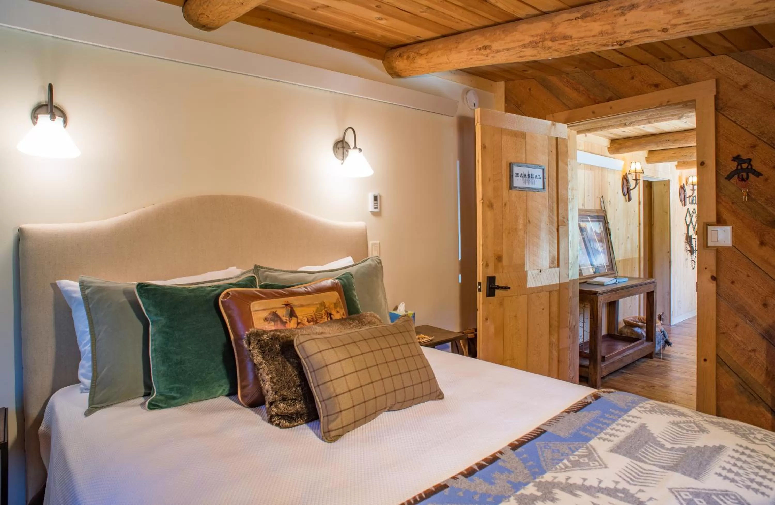 Bed, Room Photo in Jackson Hole Hideout