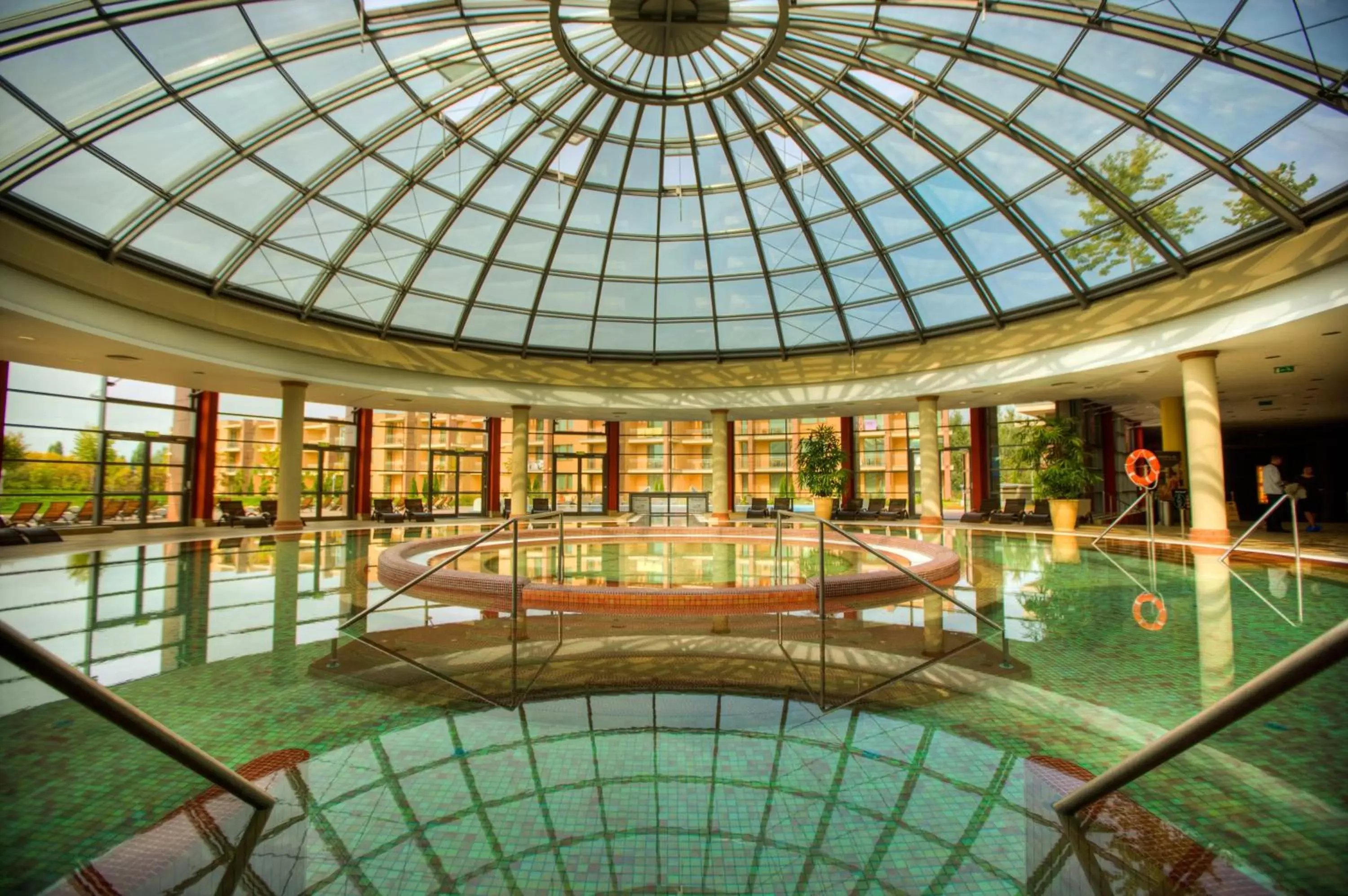 Swimming pool in Aquaworld Resort Budapest