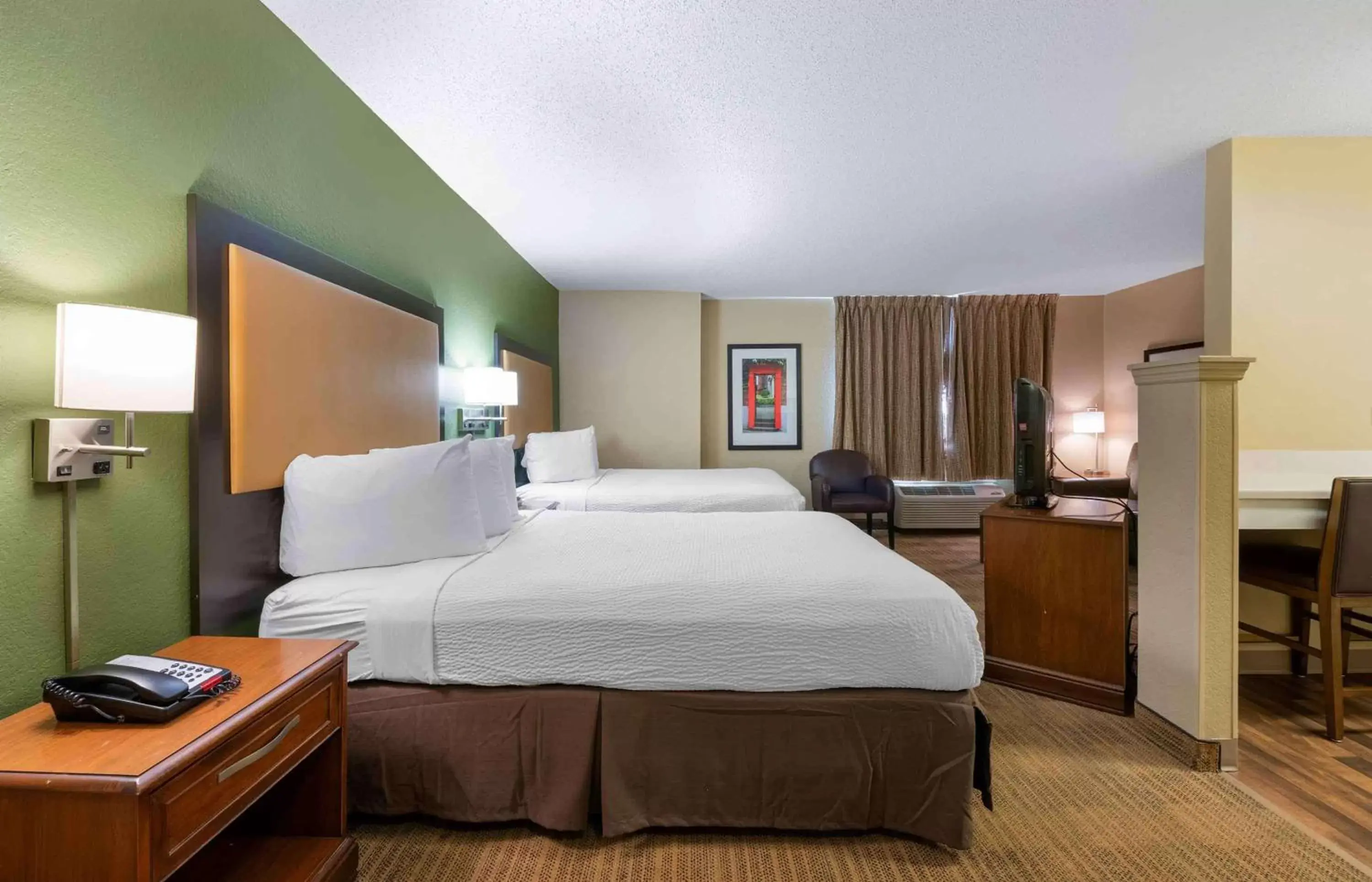 Bedroom, Bed in Extended Stay America Suites - West Palm Beach - Northpoint Corporate Park