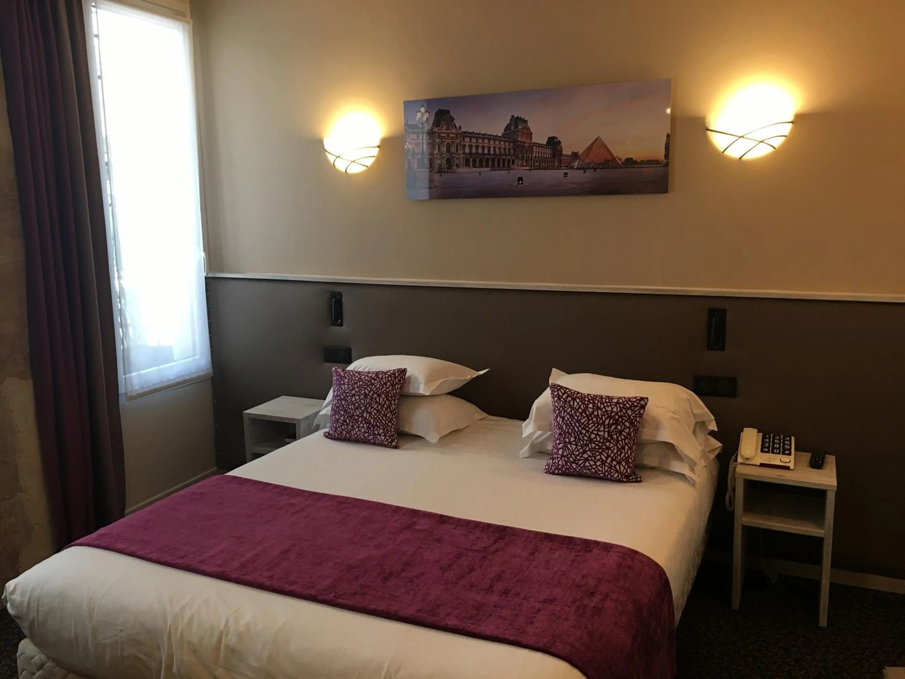 King Room - Disability Access in hotel L