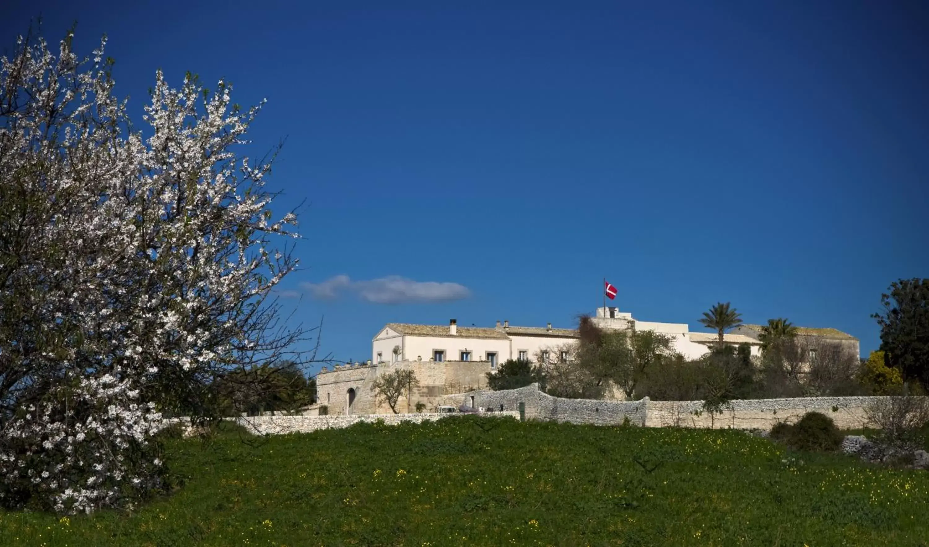 Facade/entrance, Property Building in Eremo Della Giubiliana