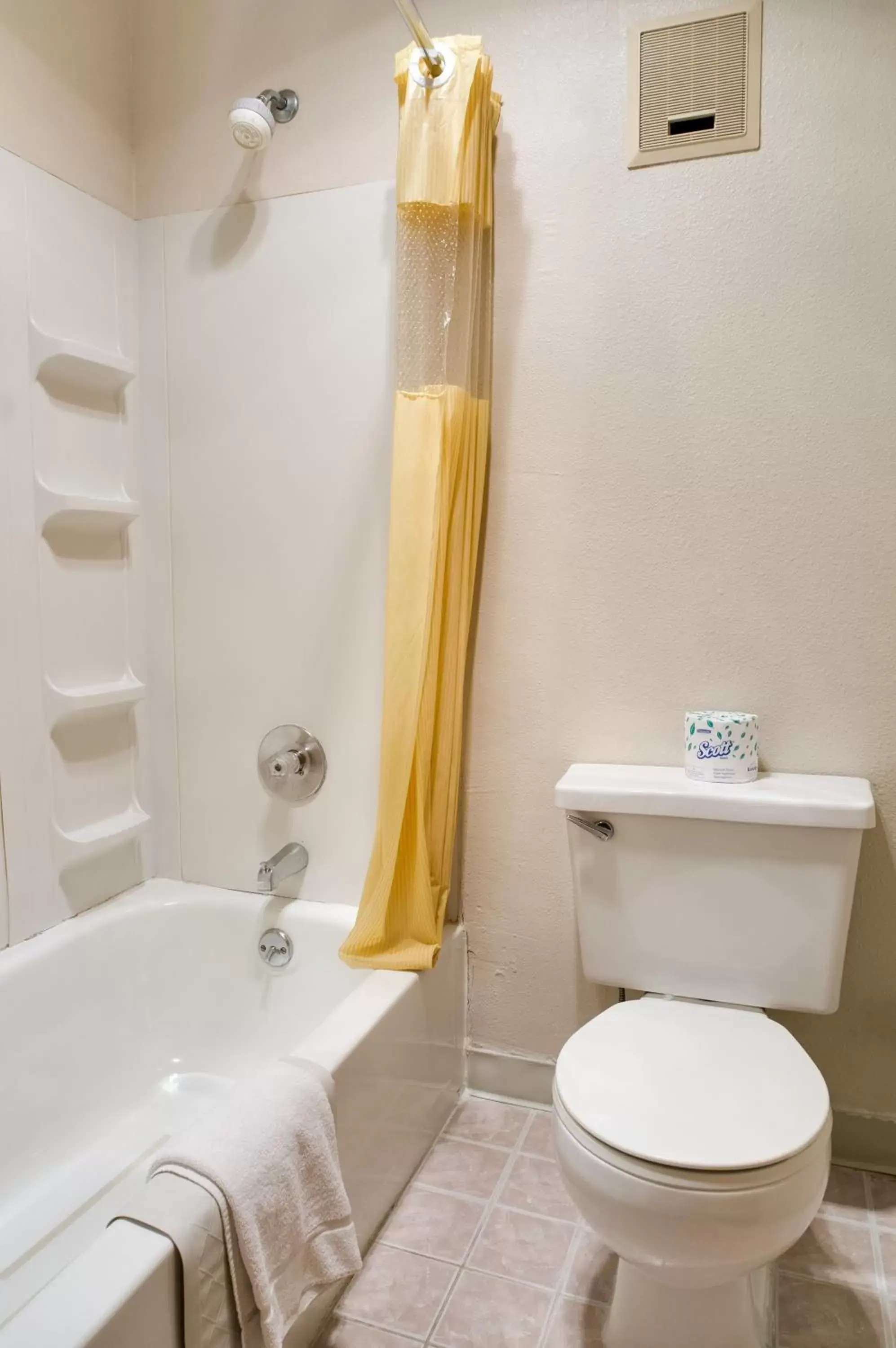 Bathroom in GuestHouse Inn Fife