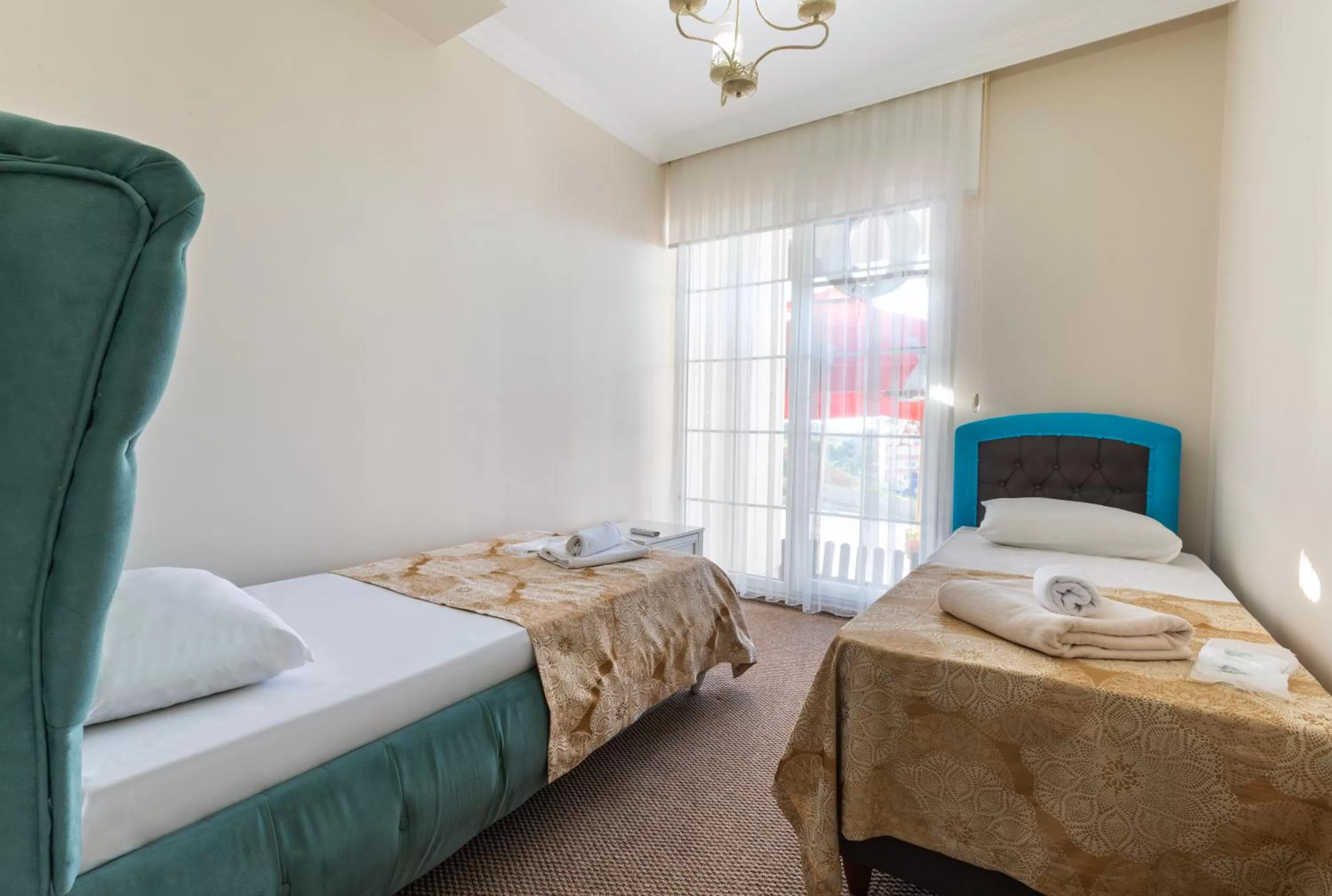 Bed in Bikka&Asell Suite Hotel