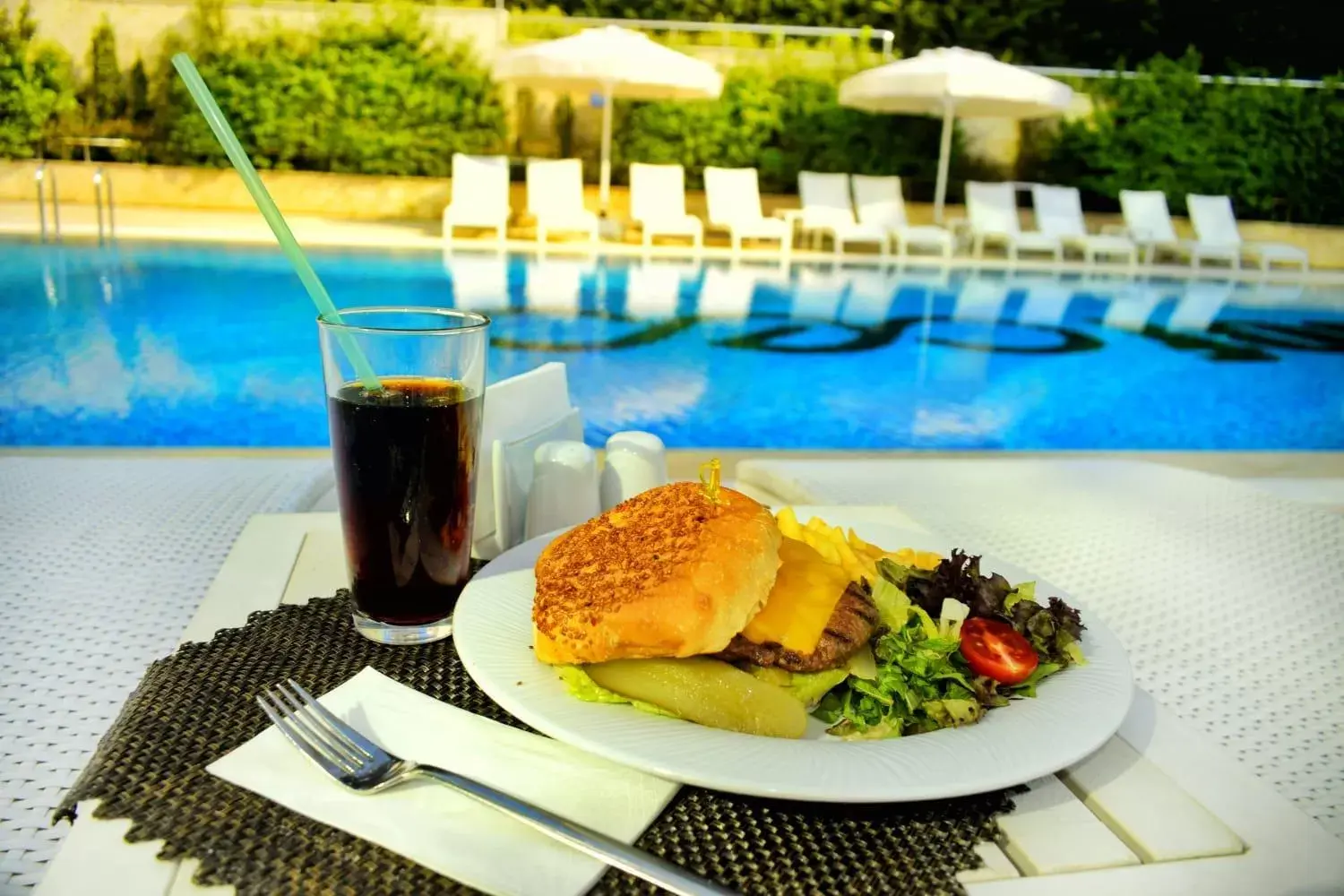 Food and drinks, Swimming Pool in Bof Hotels Ceo Suites Atasehir
