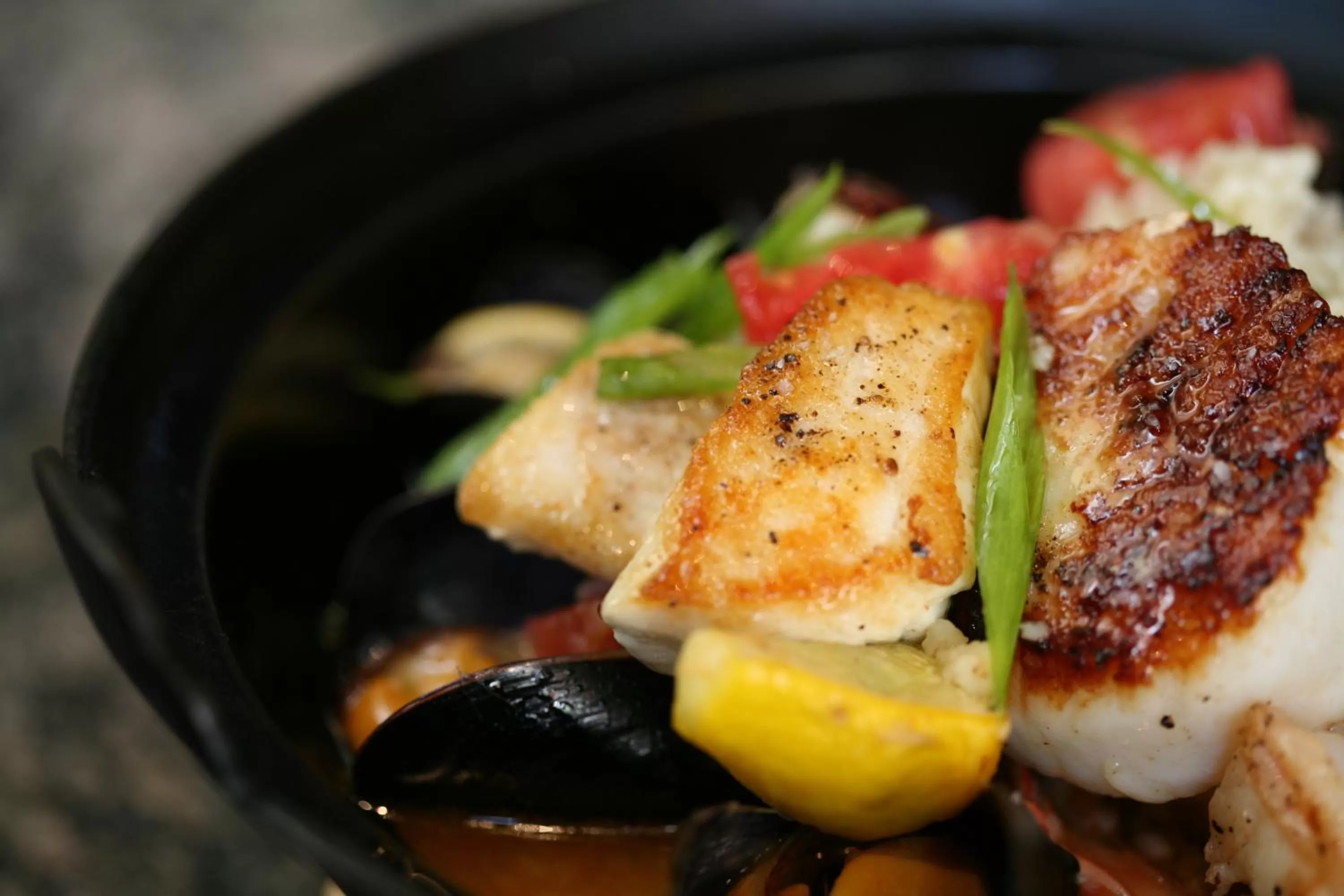 Food in Ändra Hotel Seattle - MGallery Collection