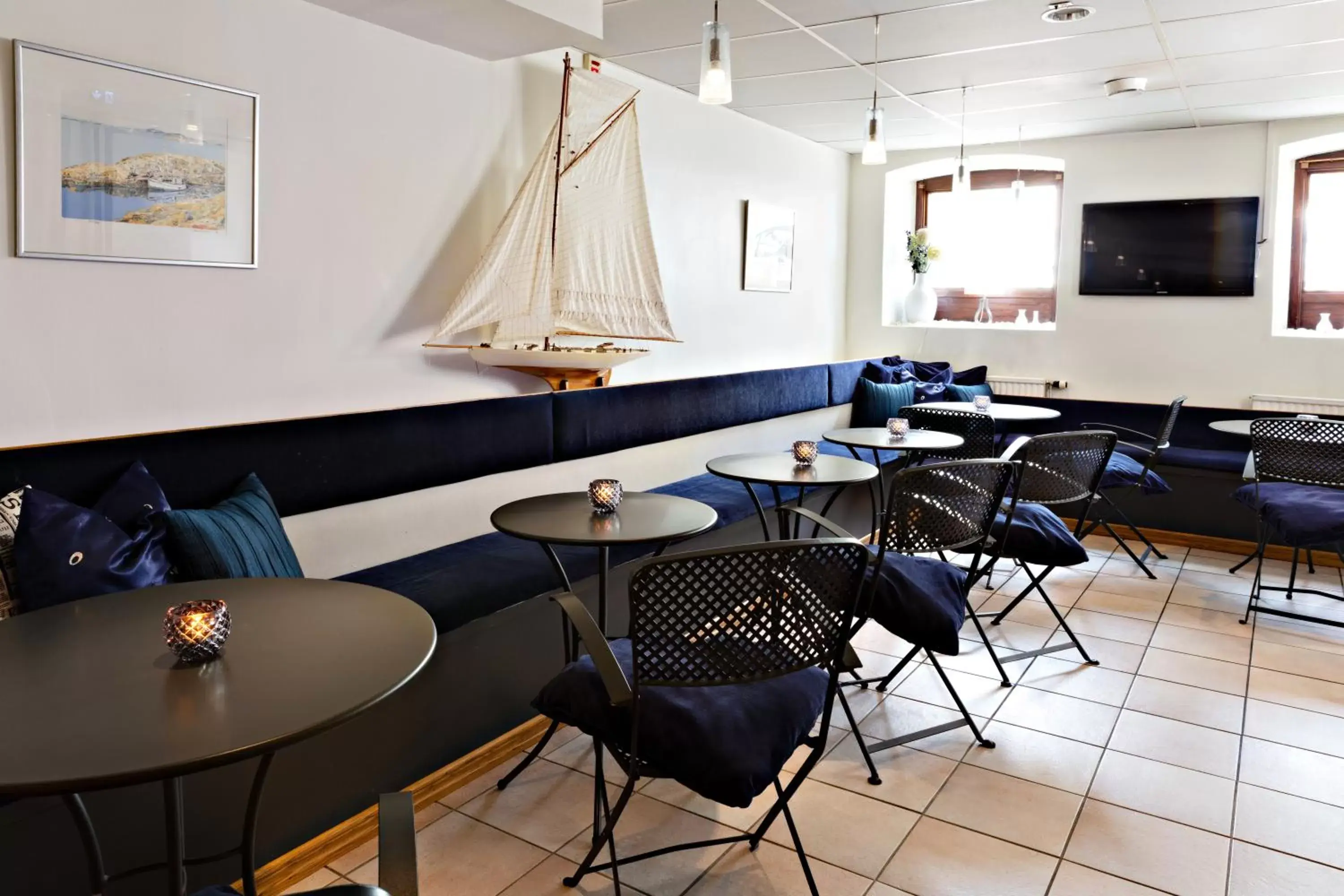 Restaurant/places to eat in Center Hotel - Sure Hotel by Best Western Restaurant/places to eat in Center Hotel - Sure Hotel by Best Western