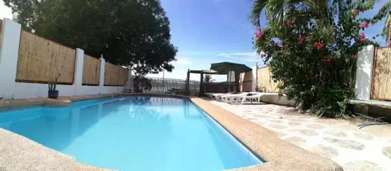 Swimming pool in Casa Montemar Bed and Breakfast Swimming pool in Casa Montemar Bed and Breakfast