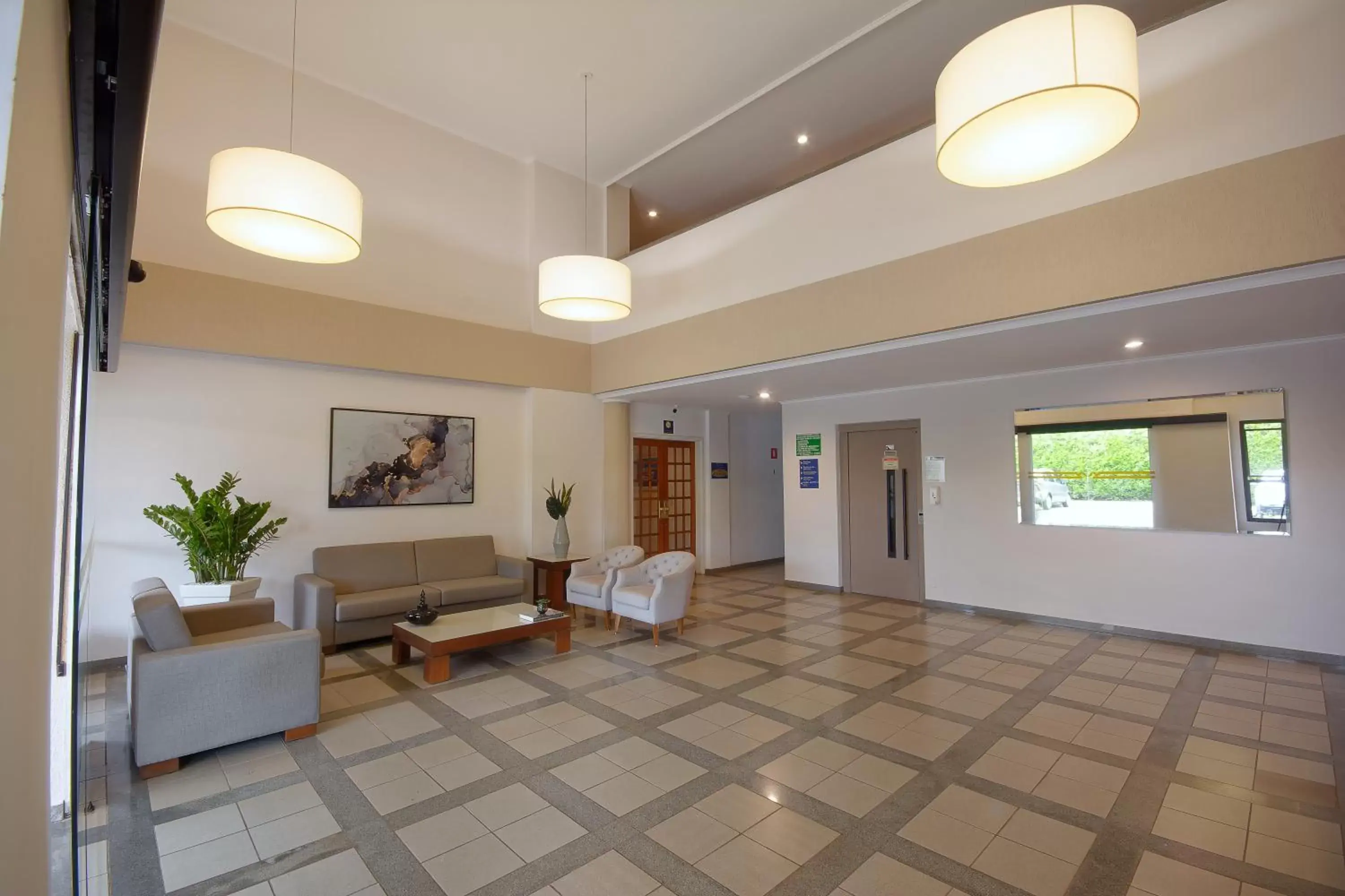 Lobby or reception in Fênix Hotel Limeira Lobby or reception in Fênix Hotel Limeira