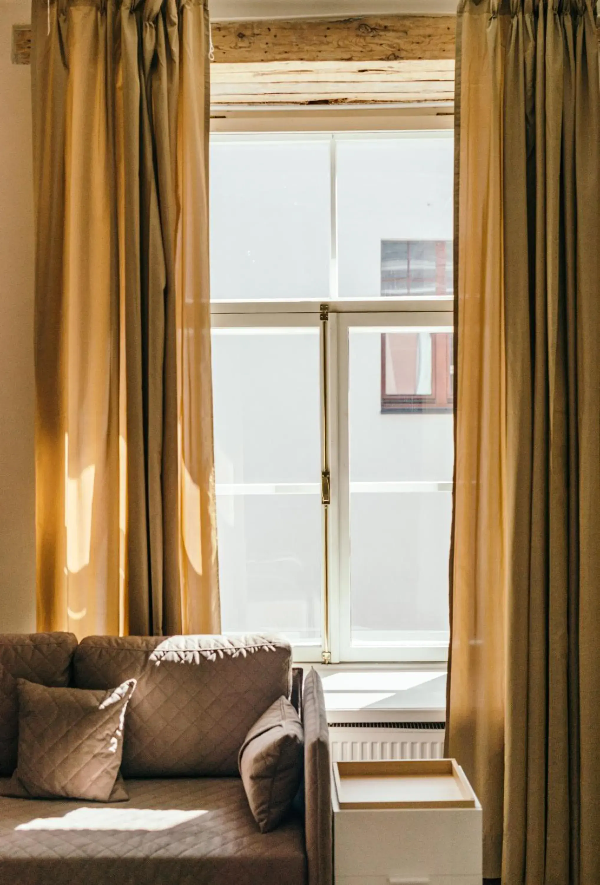 Seating area in Merchants House Hotel