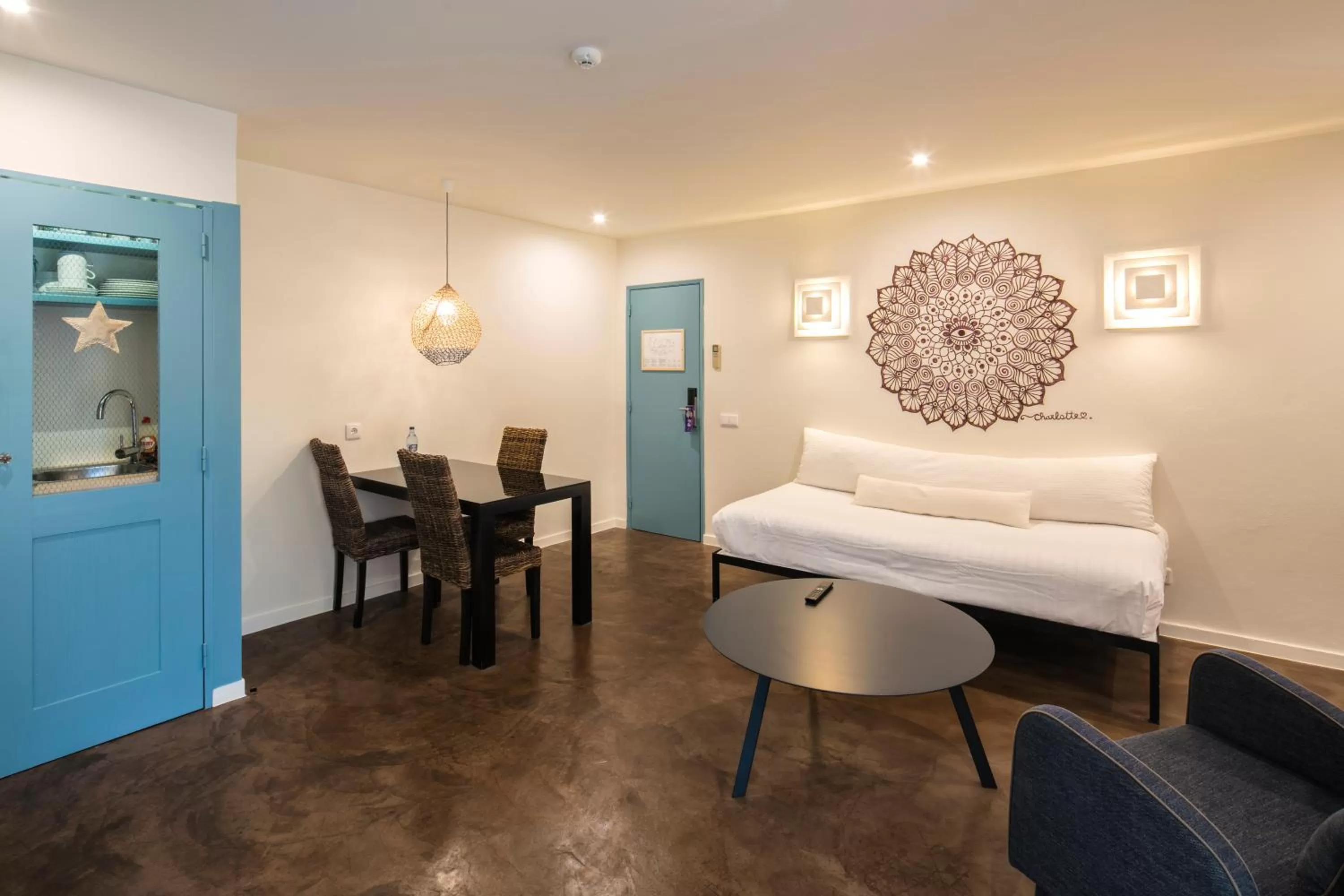 Living room, Bed in Costa d'Oiro Ambiance Village