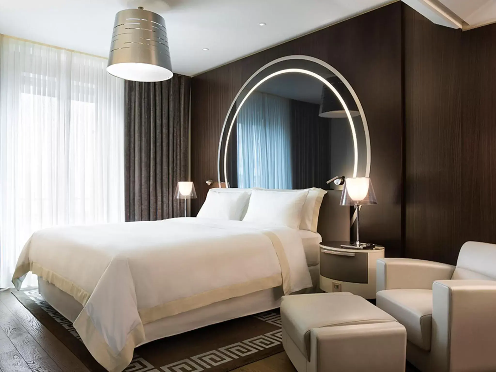 Bedroom, Bed in Excelsior Hotel Gallia, a Luxury Collection Hotel, Milan