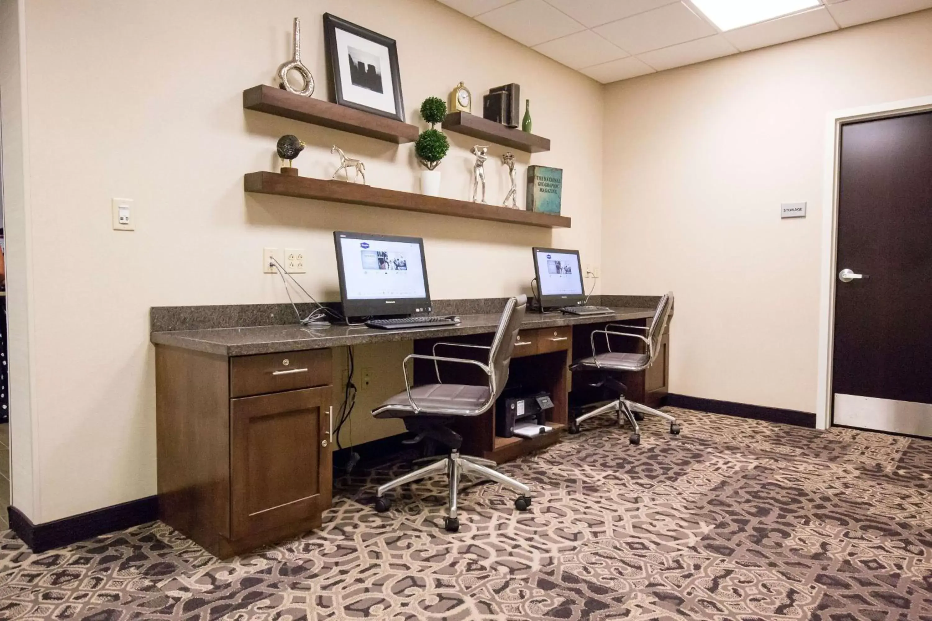 Business facilities in Hampton Inn & Suites - Pittsburgh/Harmarville, PA