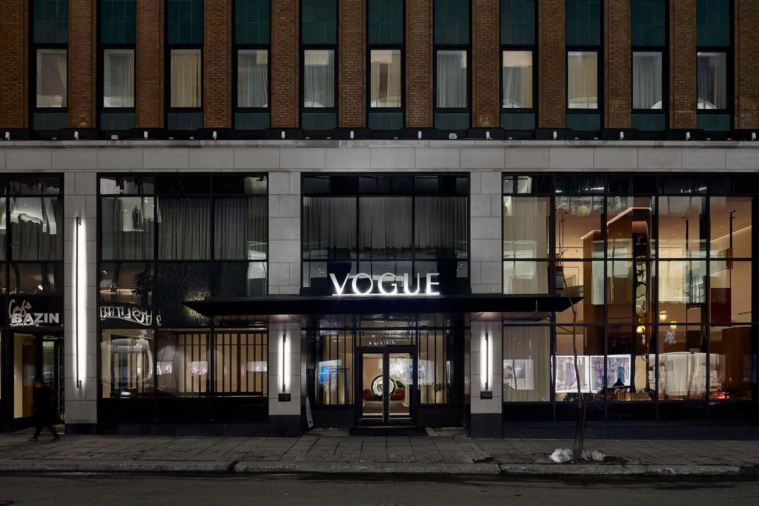 Vogue Hotel Montreal Downtown, Curio Collection by Hilton