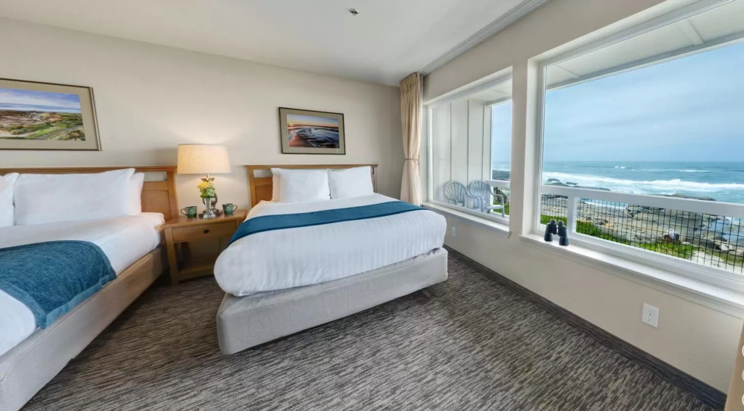 Bed in Overleaf Lodge and Spa