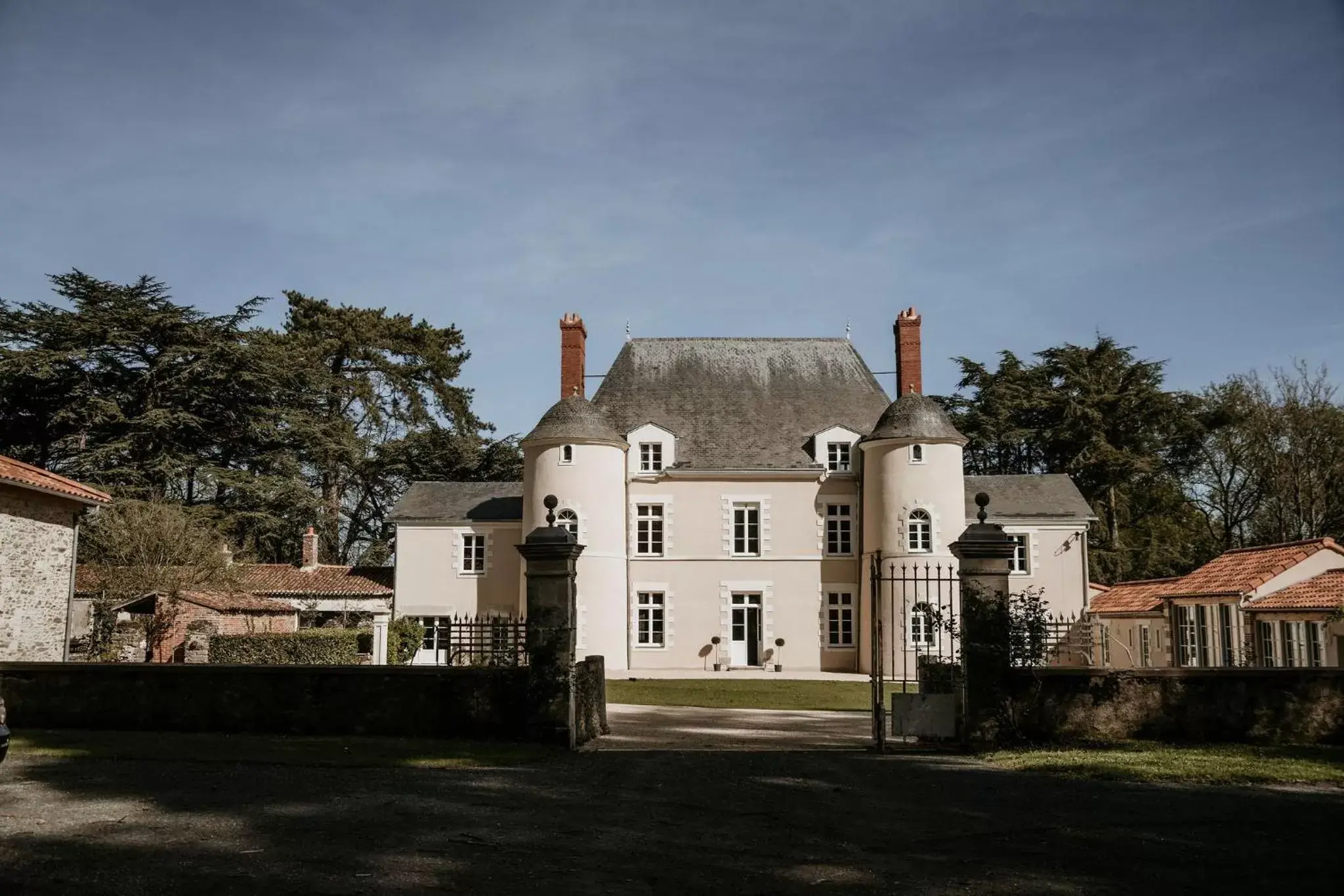 Property Building in Domaine de La Mazure