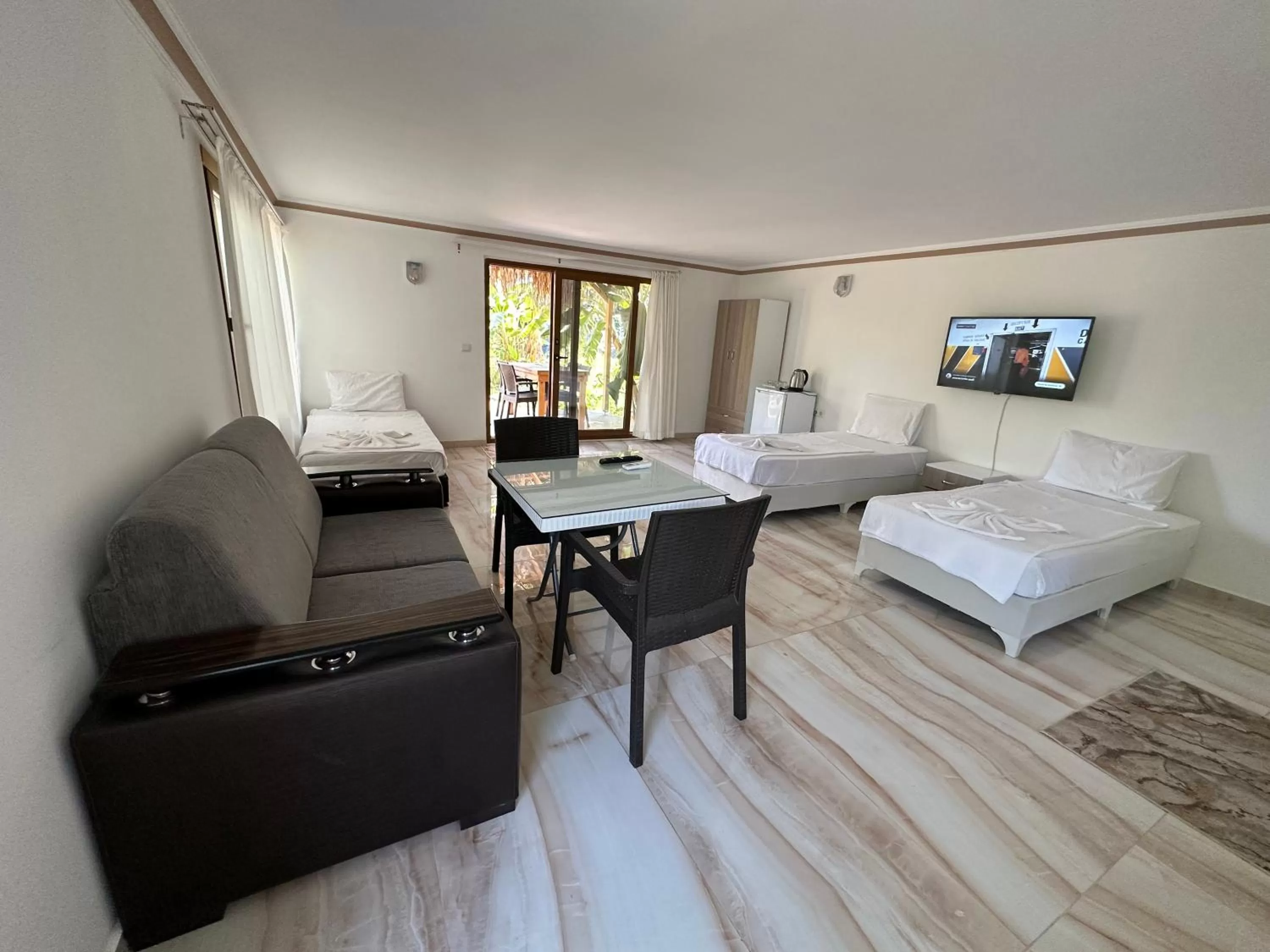 Seating Area in Kiriş Garden Hotel