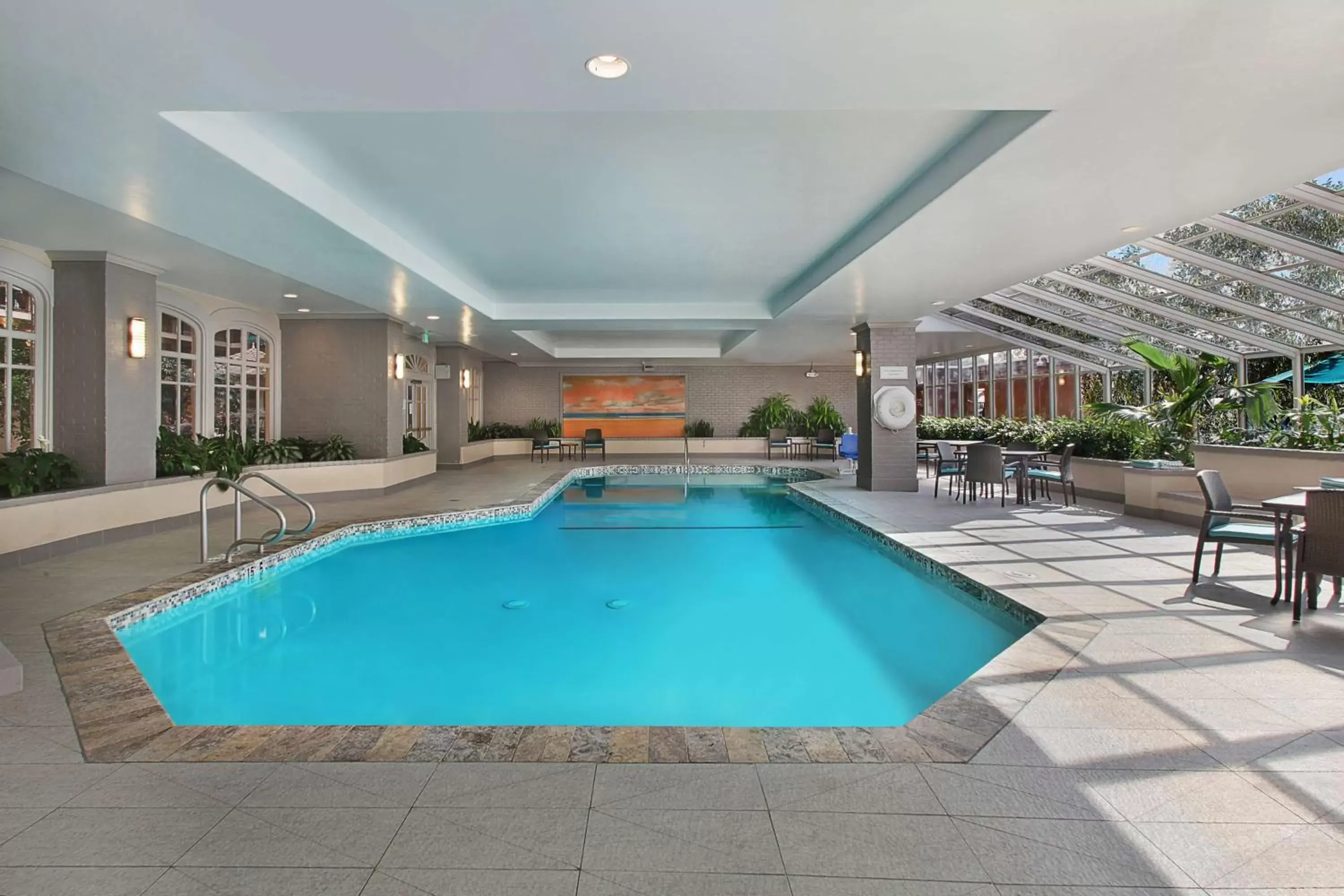 Pool view, Swimming Pool in Embassy Suites by Hilton Anaheim North