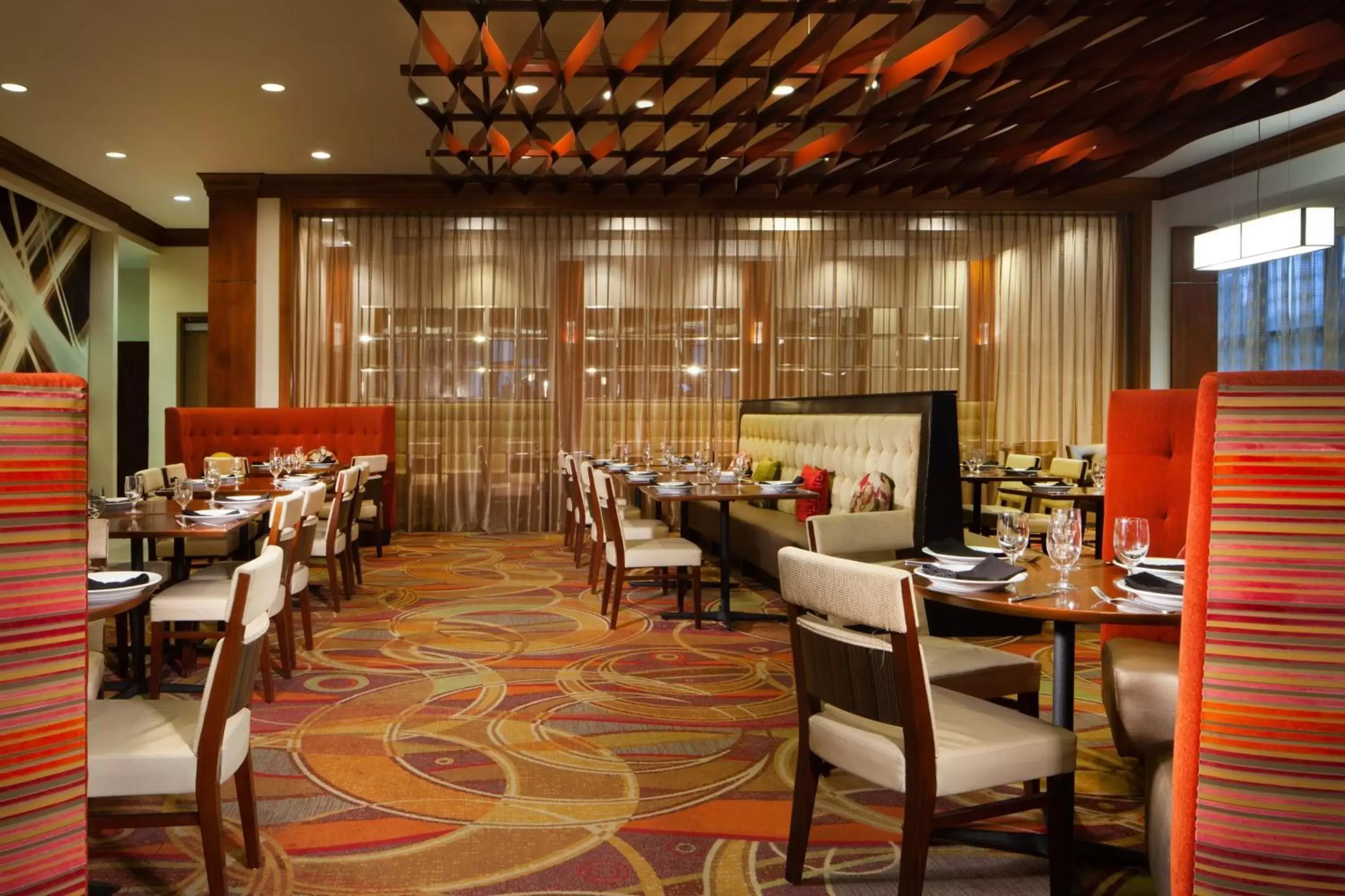 Restaurant/Places to Eat in Marriott Memphis East